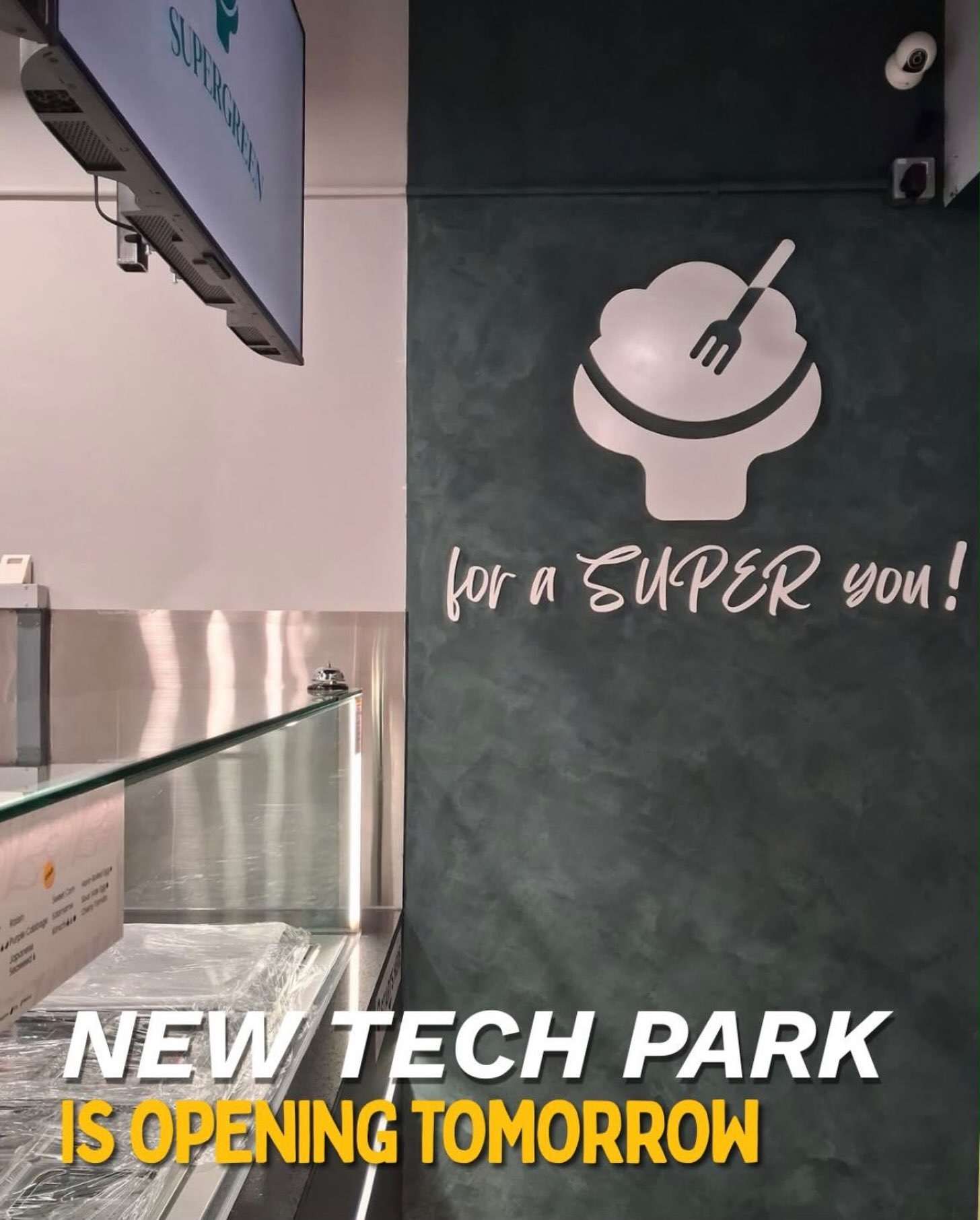 NEW TECH PARK, WE’RE COMING! 💚🥗 We’re opening tomorrow! Come by and say hi if you’re around! We’ve got a little opening treat for you too 👀
📍151 Lorong Chuan, #01-21, New Tech Park
🕐11AM – 8.30PM daily
See you tomorrow!
#Supergreen #SupergreenSG #NewTechPark #HealthyEating