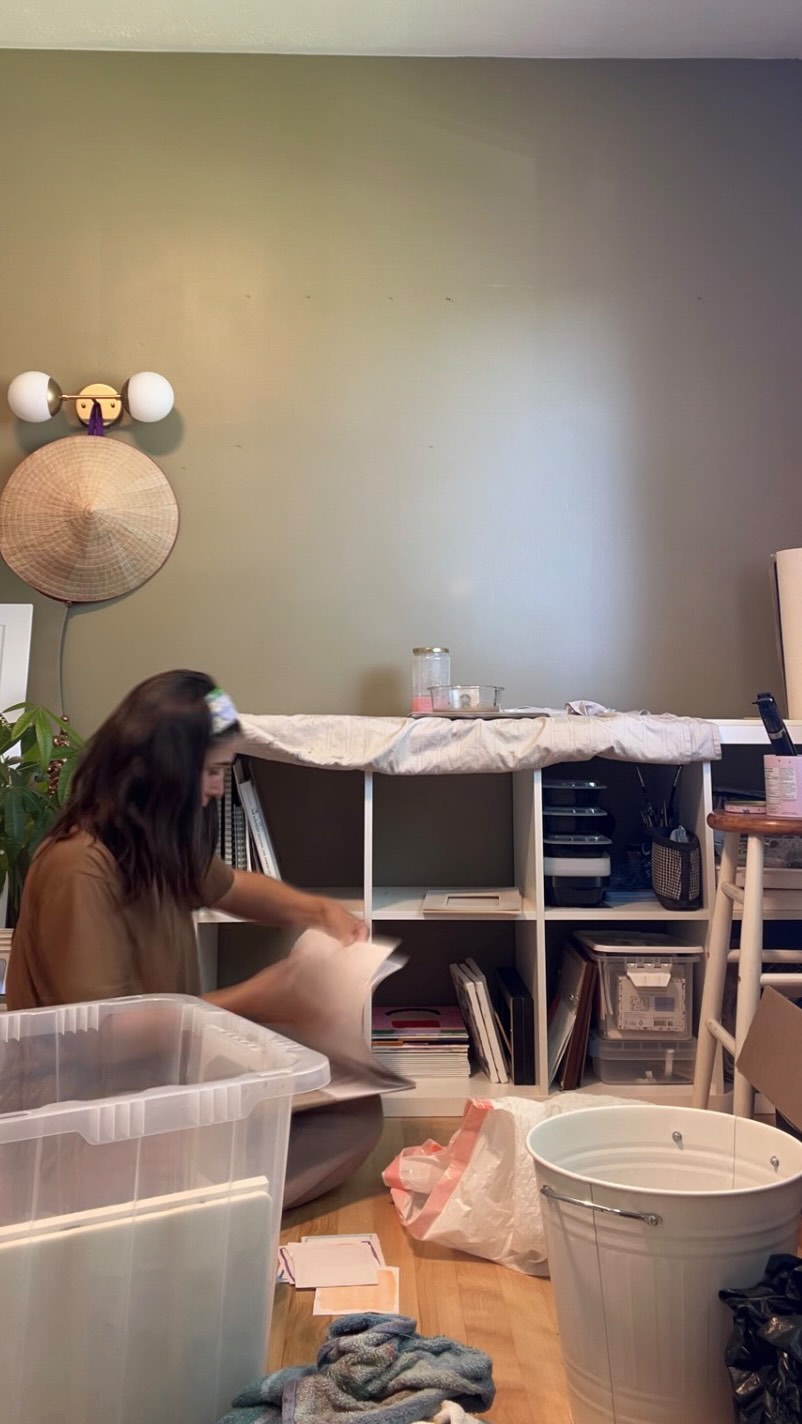 This room has had… a lot of jobs. 😂
Studio. Guest room. Linen closet. Garden tool storage. Paint storage. General “I’ll put that somewhere for now” storage.
And that’s exactly how a room can slowly stop working for you.
So I’m giving it a reset — narrowing its purpose, making some decisions about what actually belongs here, and creating a space that makes sense again.
Because sometimes you don’t need a whole home makeover.
You just need someone to help you step back, make some decisions, and figure out what stays, what goes, and what needs to find a new home.
If there’s a room in your house that’s become a little bit of everything, I can help. 🫶🏻
DM me and let’s talk about your space.