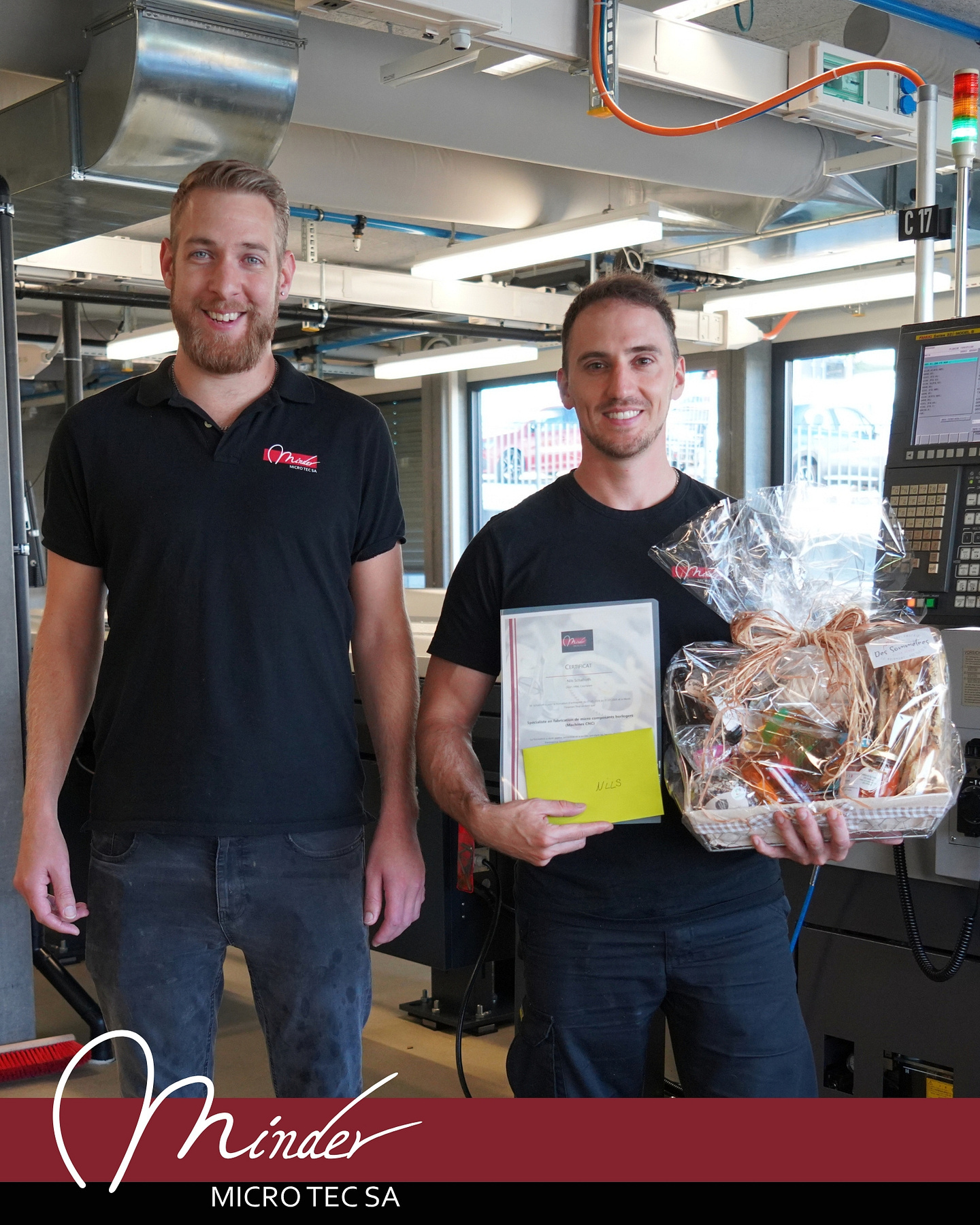 Une nouvelle étape franchie avec succès : Nils a obtenu son diplôme de « Spécialiste en fabrication de microcomposants horlogers sur machines CNC ». 🎊
Ce diplôme vient récompenser un parcours marqué par son investissement, sa détermination et son envie de progresser.
Nous le félicitons chaleureusement pour cette belle réussite et sommes heureux de pouvoir compter sur lui au sein de notre équipe. 👏
#mindermicrotec #fierté #CNC #formation #excellence