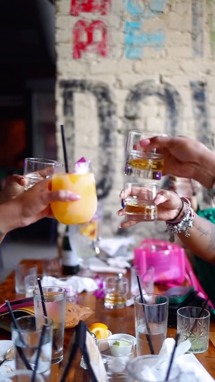 🥂 WEEKEND BRUNCH PLANS? WE’VE GOT YOU.
Join us for Boozy Brunch every Saturday + Sunday from 11AM–4PM. 🍳🥂
Your table is waiting — make your reservation and come brunch with us! 🥂
https://www.opentable.com/r/the-block-detroit
#detroitbrunch #detroiteats #detroitfoodie #detroitrestaurants #brunchindetroit