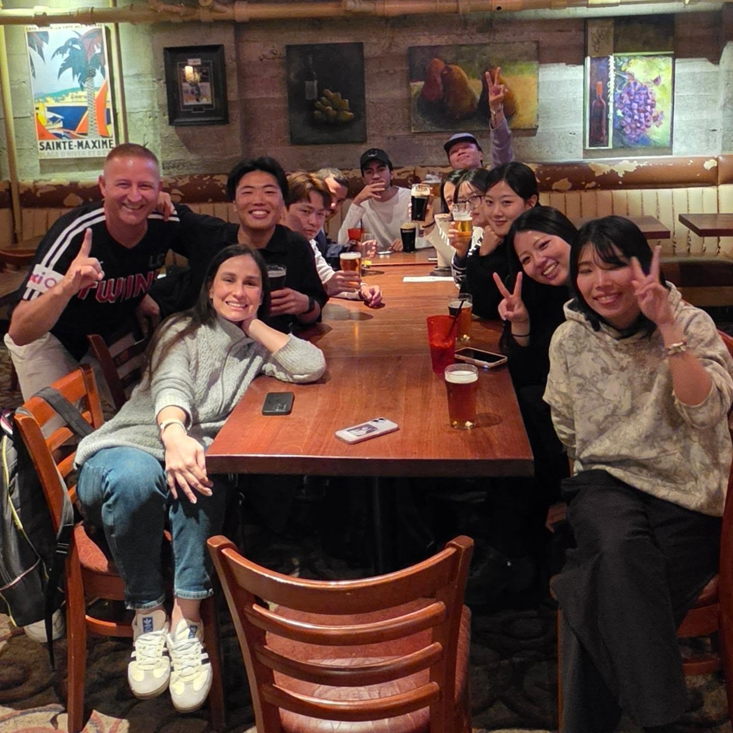 Happy Hour Conversation Club π£
September 17 2026: We had a lot of fun together after school today practicing our English, enjoying some cold beverages and playing pool.
Our students also got to speak with other English speakers while playing darts. πΈπ¦ π²π½ π¨π΄ π°π· π―π΅ π±π°
Speaking English after school in an English speaking environment is one of the best ways to improve your speaking ability. Not only that, but you pick up new vocabulary words along the way.
#InternationalStudents #WeAreSGIC π¨π¦