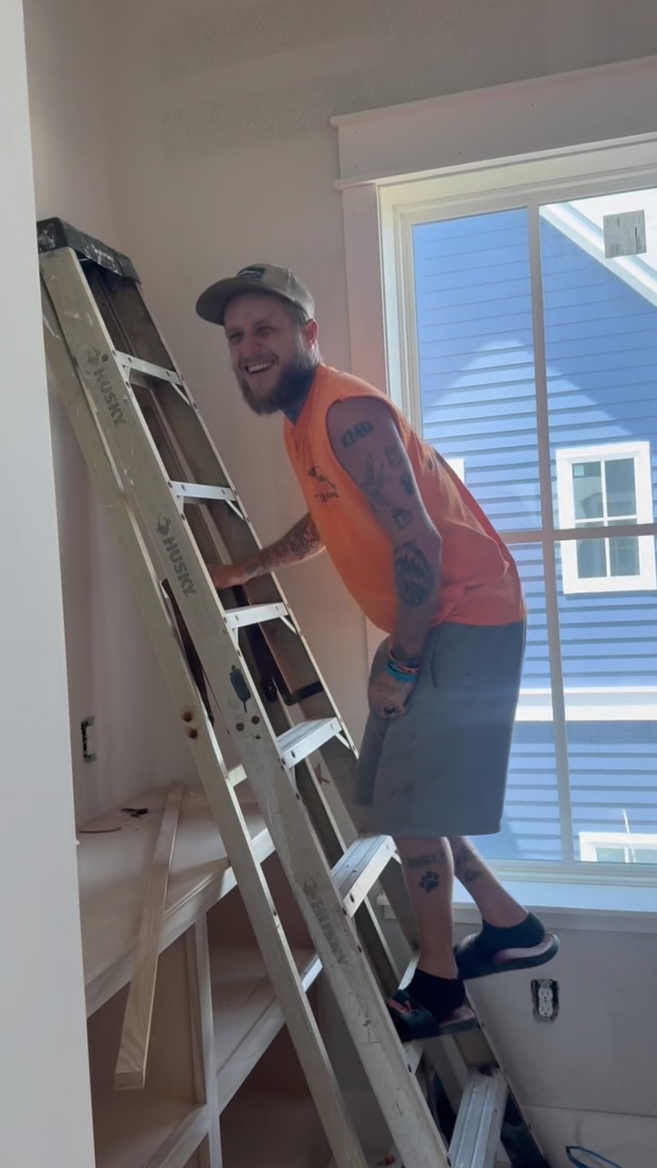 We don’t just build.
We build the beat. 🕺🏻
Just another day on the job. 😂
#BernsenCoastalBuilders #CustomHomeBuilder #CustomCoastalHomes #PortAransasHomes #CoastalLiving