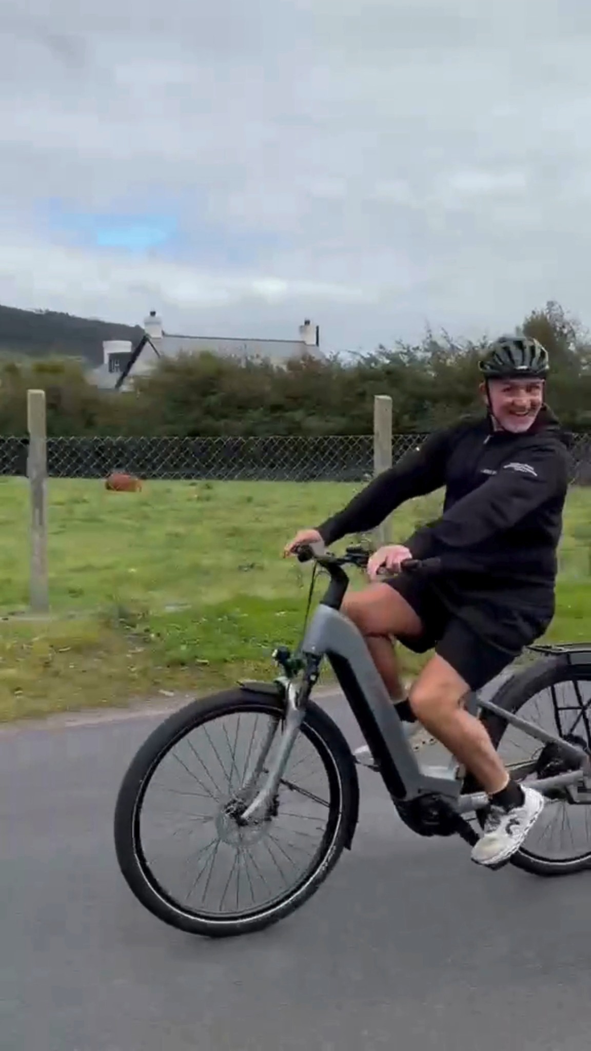 E-BIKE RAFFLE PRIZE ⭐
Would you be like PJ, cruising around on this Cube E-Bike? 👀
This brand new E-bike could be yours! But you’ve got to be in it to win it - get your raffle tickets today!
🎟️Ticket link in bio