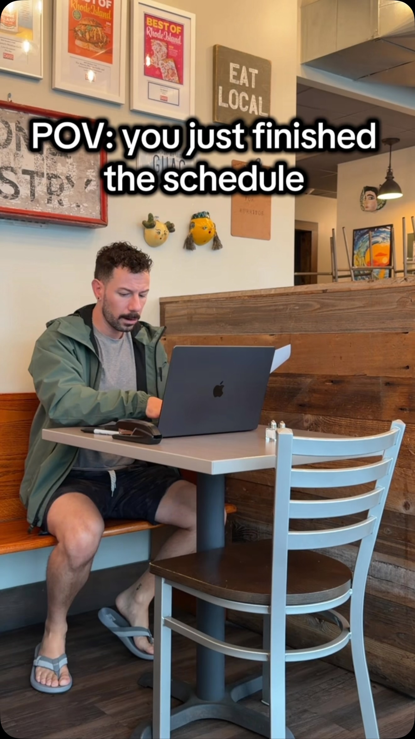 It’s a lose-lose situation 🤦🏻♂️
#smallbusinessowner #eastgreenwichri #restaurantlife #workhumor #smallbusinesshumor