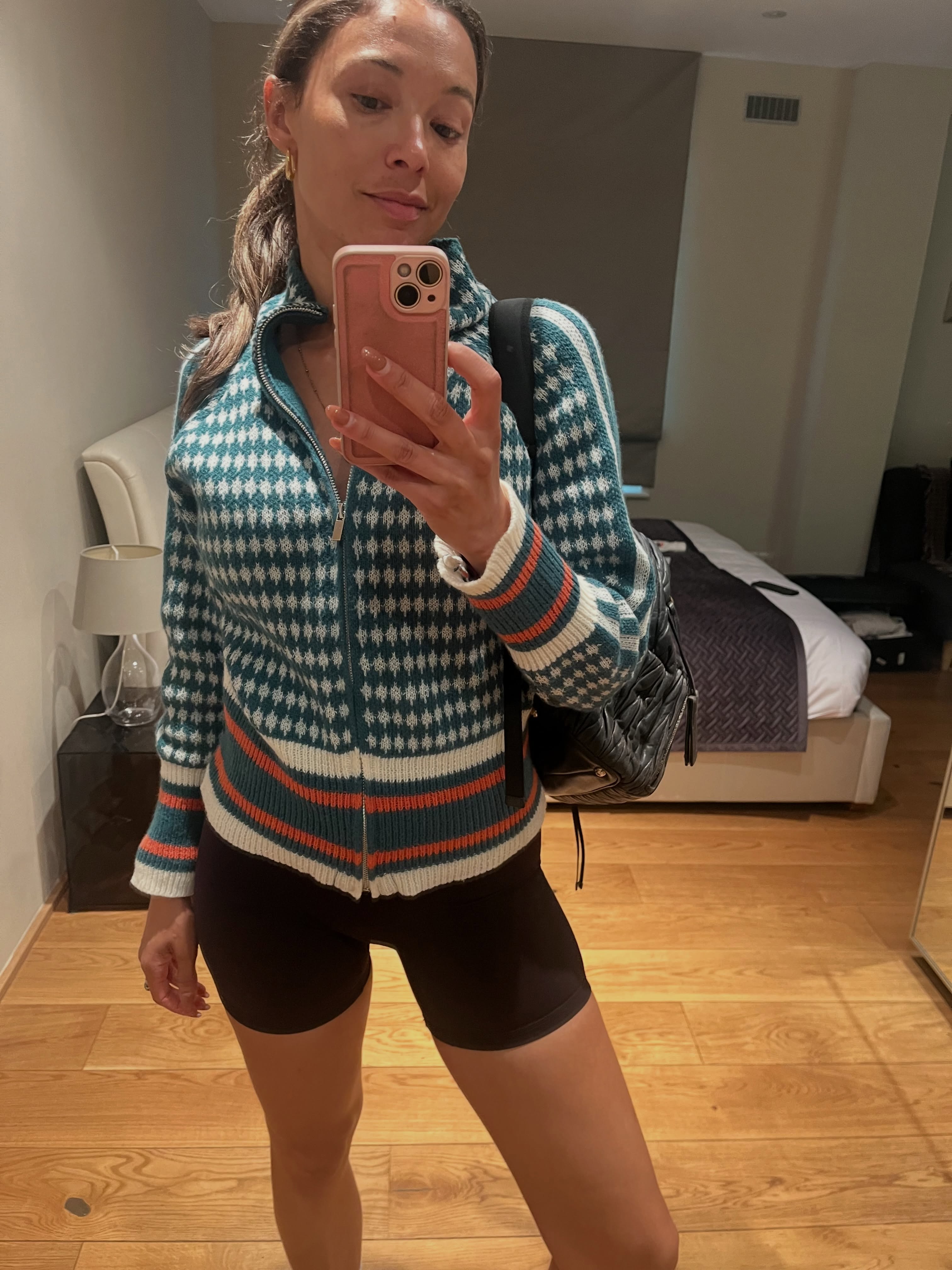 # ad (First post) - Life Lately 💖
44531855- Green zip up sweater
Fashion for Everyone!
Search "Trends" on SHEIN for the latest fall-winter fashion 💖
#SHEINtrends #SHEINGoesWithFW
#Fallfashion #fashion
@sheinofficial @shein_gb