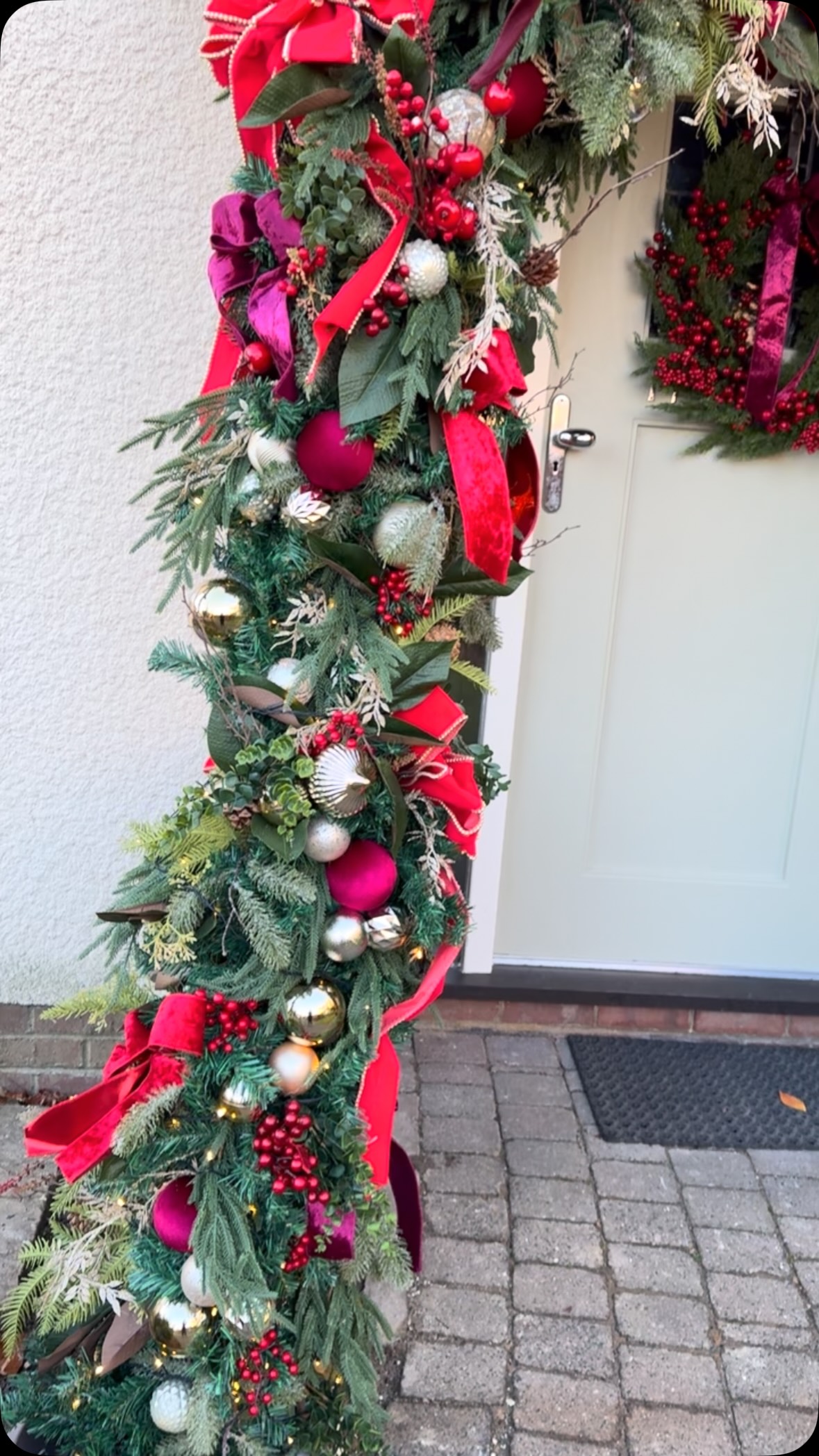 BESPOKE . LUXURY . DECADENT
CHRISTMAS 2026 OPEN FOR BOOKINGS
ENQUIRE NOW