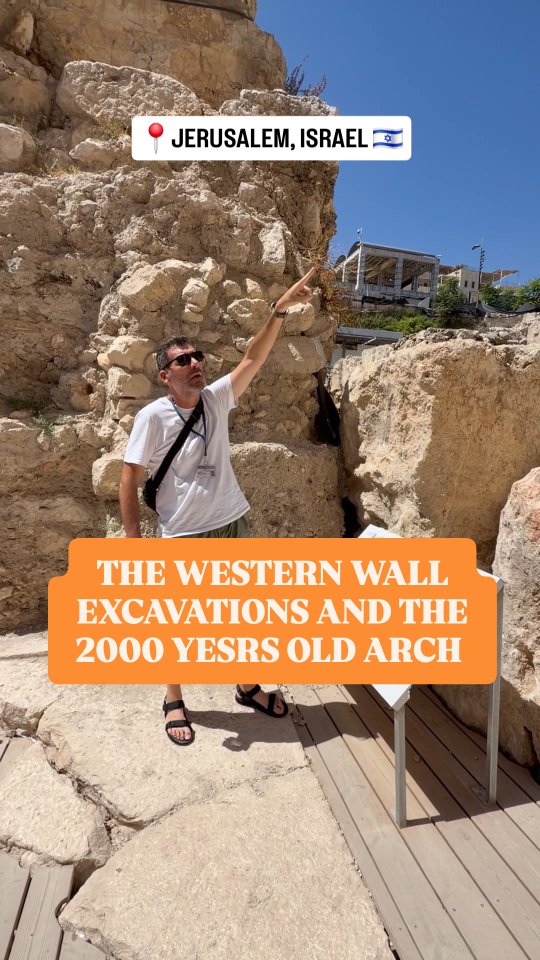 The Western Wall excavations and the monumental arched entrance to Temple Mount is part of what you can see at the end of the Pilgrimage road, at the Davidson center archeologic park in Jerusalem. 2000 years ago this was the main entrance to the Second Temple in Jerusalem for the Jewish pilgrims coming from all over the ancient world. Don't miss this on your next trip to Israel!
#israel #visitisrael #tourguide #holyland #jerusalem