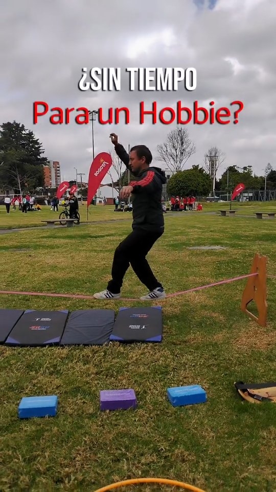 No olvides seguir nuestra cuenta @escueladlackbogota
Si aún no has encontrado una actividad que te llene la mente y el corazón. Dale una oportunidad al slack Line y a los juegos de equilibrio. En Bogotá tenemos una oferta alternativa única que seguro será de beneficio para ti y para todos tus seres queridos.
#Slacklinelab #Slackline #bogotá #clasespersonalizadas #desarrollopersonal