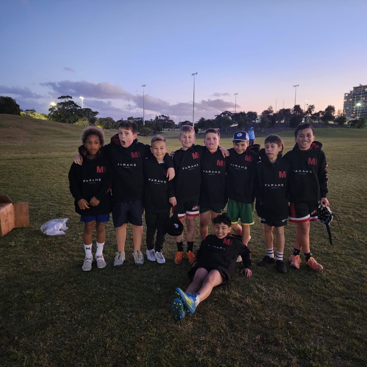 Huge thank you to Christopher & Melissa Farah at Farah Legal for sponsoring these jumpers we can all wear with pride in Canberra this weekend. U9 and U12 teams are looking strong for winning 🏆 Let’s go Missiles ❤️🖤