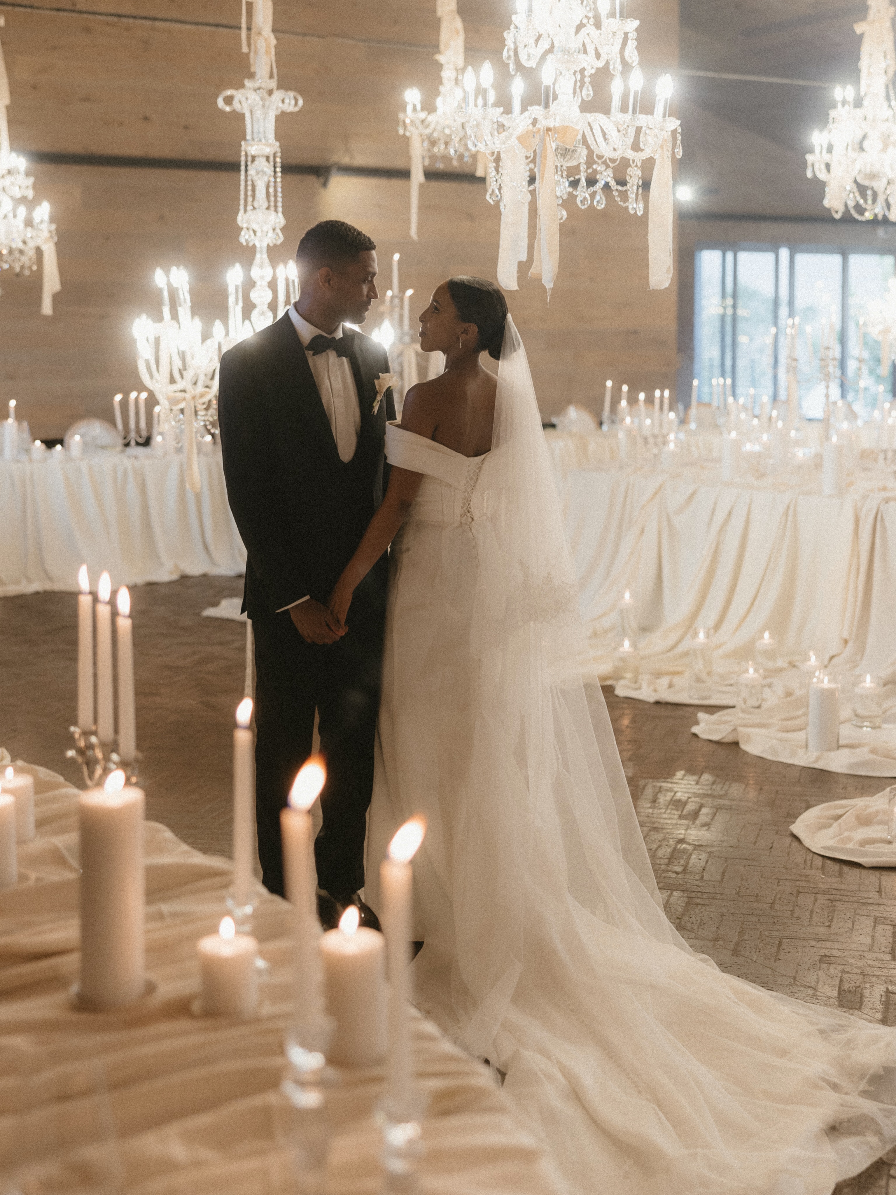 Like something out of a movie. 🕯️✨
ー
Venue: @johannesdal.1207
Wedding Planner: @Etherealevents_sa
Photographer & Videographer: @ninabuysphotography
Flowers: @lovebelovedstudio
Staff: @asapstaffingcpt
Decor & Rentals: @xleventscapetown @palmeventhire @inandoutevents @musedecorhire @curated_event
Cake: @blosbakery
Live entertainment: @jamoharrison & @jasonwardpercussionist
Catering: @annalizecatering & @chefollie
Sound & DJ: @tmn_audio_visual_lighting
Bar: @salutesa
.
.
.
.
#johannesdal1207 #stellenboschwedding #wedding #outdoorwedding #weddingphotography
