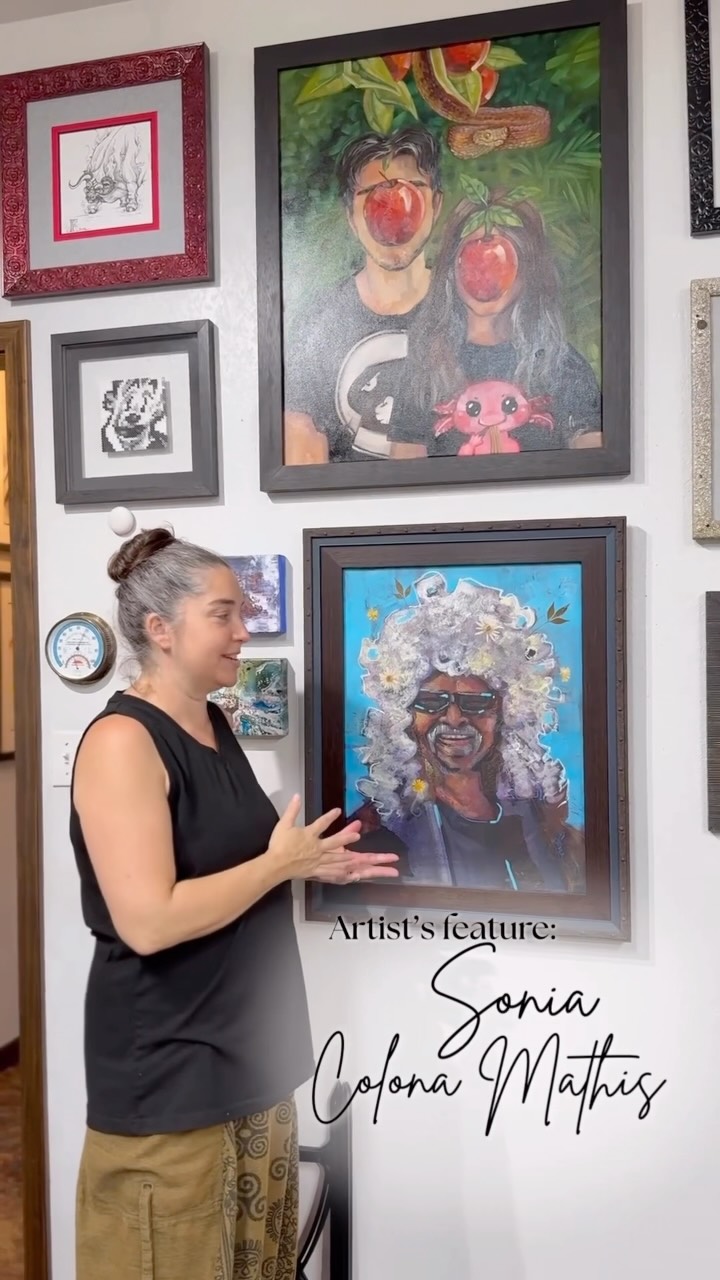Similar to Vera, our local artist feature, @soniacolonnamathis , incorporates dried flowers and leaves into her work and her artistic expression.
#veraneumann #vera #supportfemaleartists #art #georgetowntx