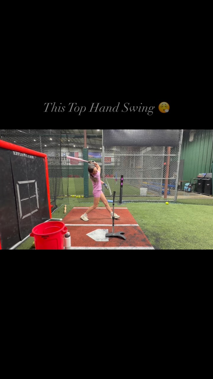 Brooke Valentic making top hand high tee swings look easy 🫡👀👏🏻🥎
#cside #softball #hittingdrills