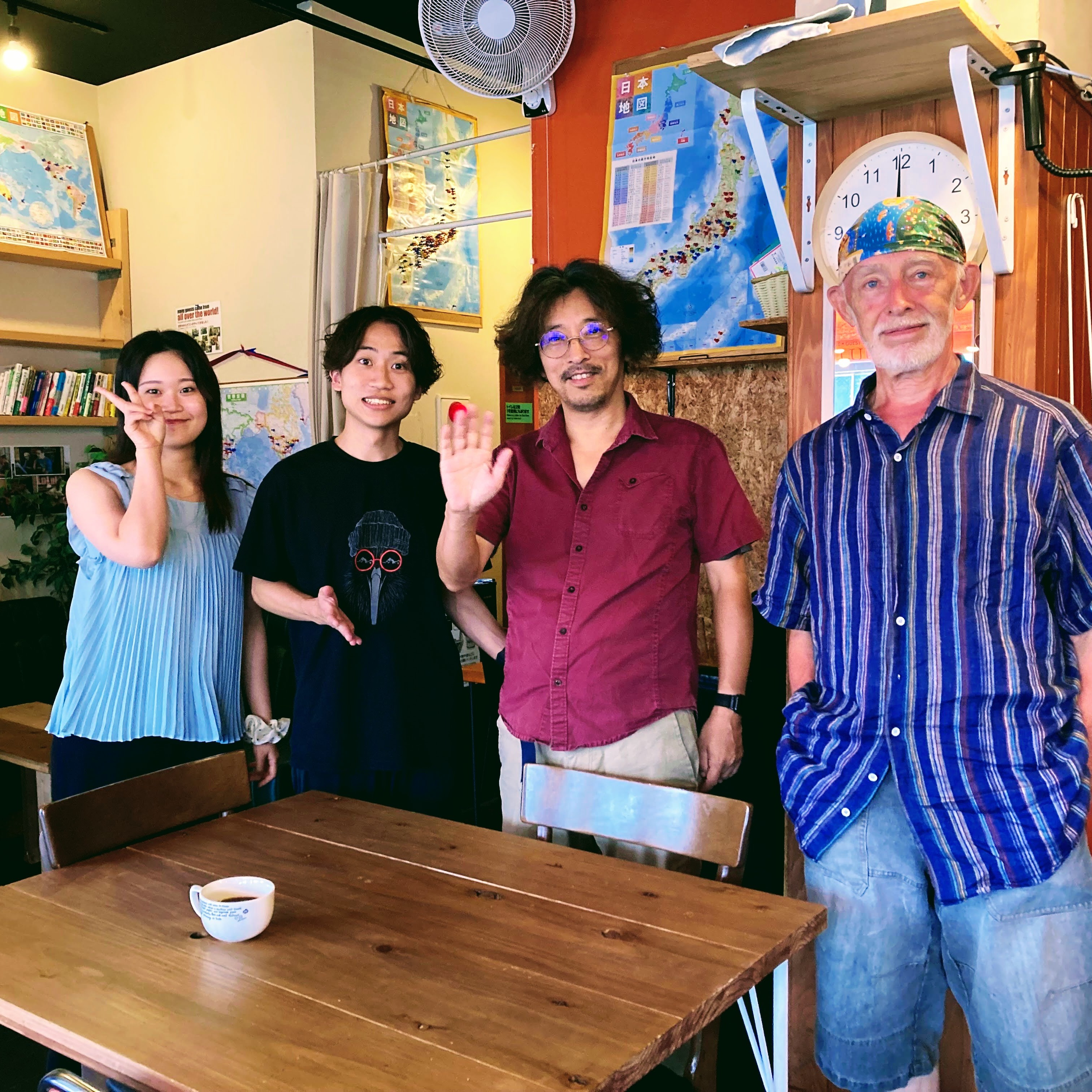 もうお仕事で何度もルルルを利用してくださっているアメリカ人男性ゲスト!(右端)
日本に50年以上住まわれているので、日本語も日本の文化も普通の日本人以上に詳しい大ベテランです!お仕事で全国各地を飛び回っていて日本中に「お気に入り」があるそうですが、ルルルも気に入っていただけていて今回でもう5回目のリピート滞在!毎回お会いするたびに、音楽や料理、全国のゲストハウスの話など、深くて楽しい話で大盛り上がりします。
そして左側に写っているのが、前回バイクで日本一周をしていた時以来、3年ぶりに帰ってきてくれた日本人男性ゲスト!
実は3年前、彼がルルルをとても気に入ってくれてご友人に紹介したところ、そのご友人がルルルへやってきて……なんとそのまま現在ルルルのスタッフに!写真一番左端に写っている女性スタッフ「リン」がまさにそのご縁で繋がったスタッフです!
一つの素敵な出会いが次の出会いを生み、どんどん人との繋がりが広がっていく——ゲストハウスならではの温かいご縁を実感した一日でした!いつもありがとうございます!
---
We had a wonderful reunion with our frequent guest from the US! (far right)
He has lived in Japan for over 50 years, so his Japanese and knowledge of Japanese culture are even better than most locals! He travels all over Japan for work and has many favorite spots, and we are so honored that LuLuLu is one of them—this was his 5th stay with us! It’s always so much fun chatting with him about music, cooking, and guesthouse experiences!
And on the left is a Japanese guest who returned to LuLuLu for the first time in 3 years since his motorcycle trip around Japan!
3 years ago, he loved his stay at LuLuLu so much that he recommended us to his friend. That friend visited us, fell in love with the place, and is now working as our staff member! (Rin, on the far left!)
It’s amazing how one wonderful connection leads to another. We love how our guesthouse brings people together! Thank you so much for coming back!
.
.
.
【Lululu Info】
🎸 生演奏 (Live Music): 17:30〜
🍛 カレー夕食交流会 (Free Curry): 18:00〜
🚃 アクセス: 路面電車「旭町一丁目」すぐ(中心部まで10分)
🏪 隣にコンビニあり!
🏠 ご予約・詳細はこちら(公式サイト)https://www.officelululu.com/blank-4
【Lululu Info】
🎸 Live Music: 17:30〜
🍛 Curry Dinner: 18:00〜 (Free for guests!)
🚃 1 min from Tram Stop / 10 min to Downtown
🏪 Convenience store is right next door!
🏠 Reservation (Official Site) https://www.officelululu.com/blank-4
#高知 #高知観光 #高知一人旅 #ゲストハウス #高知宿 #交流を楽しめる宿 #高知市 #ルルル #リピーター #ご縁に感謝 #バイク日本一周 #Kochi #Shikoku #JapanTravel #Guesthouse #Ohenro #LiveMusic #TravelJapan #RepeatGuest