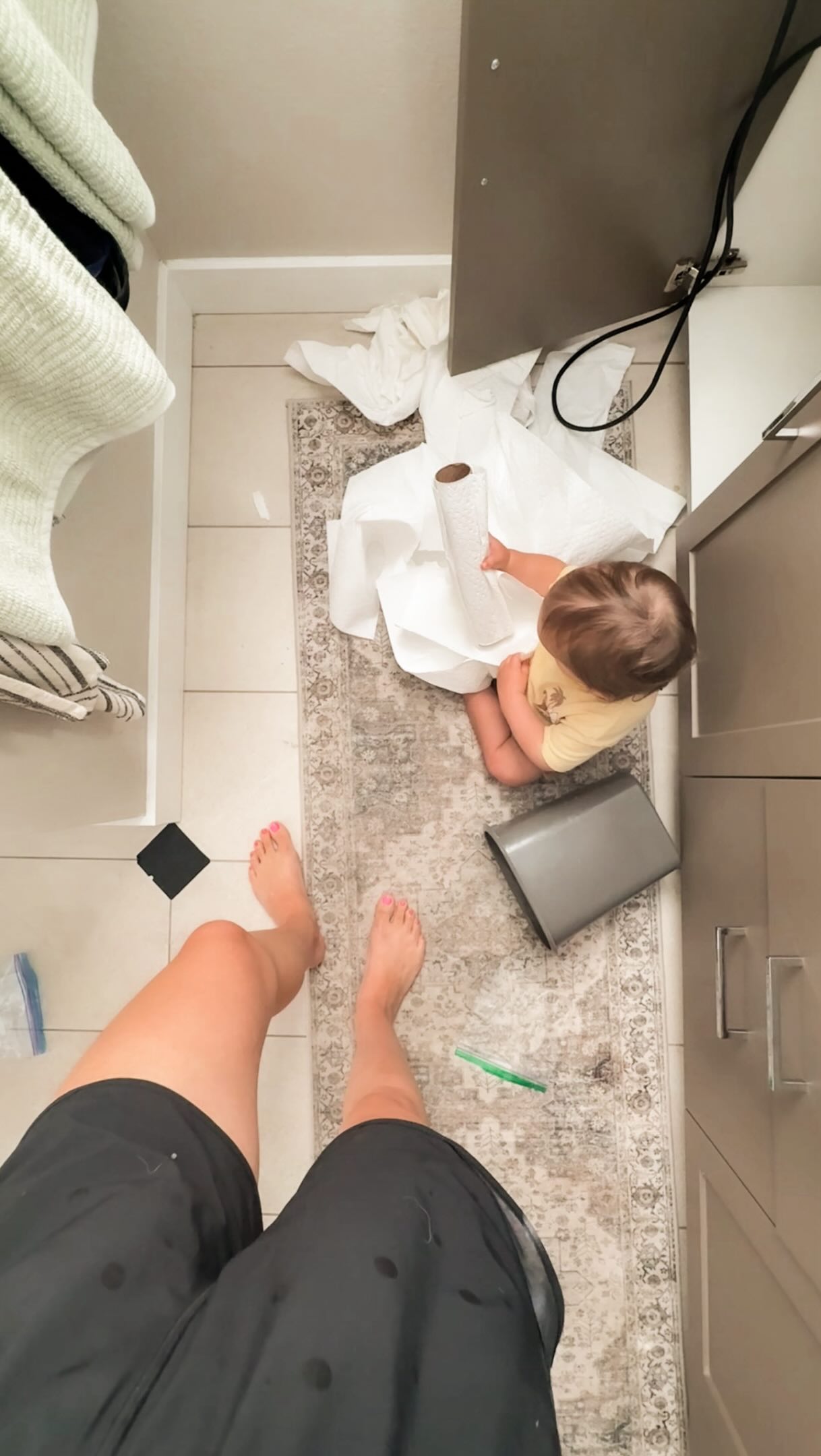 A jiggle plate, lots of paper towel, a Taylor swift bucket, washer/dryer, and mini rebounder.
Highly recommend adding these to your baby registry! 😉
#babyregistry #newmomtips #funnymoms #relatablemotherhood #postpartummom