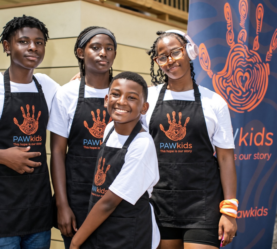 This Thursday, we kick off our first official Serving Thursday! Our amazing kids will serve families, seniors, and neighbors throughout Atlanta’s Westside.
We’re raising compassionate leaders who understand that greatness begins with serving others.
This week’s goal is to prepare snack bags each with a handwritten note for students at three local schools.
Be on the lookout for their imprints!