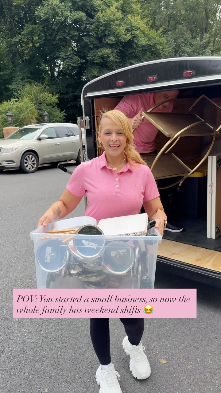 At Deluxe Teepees, “family plans” usually mean loading the trailer, setting up teepees, fluffing pillows, decorating, and breaking everything down the next day. 😂
At this point, everybody is on payroll… whether they applied or not! 🤣
We do all the work, and they have all the fun! ✨