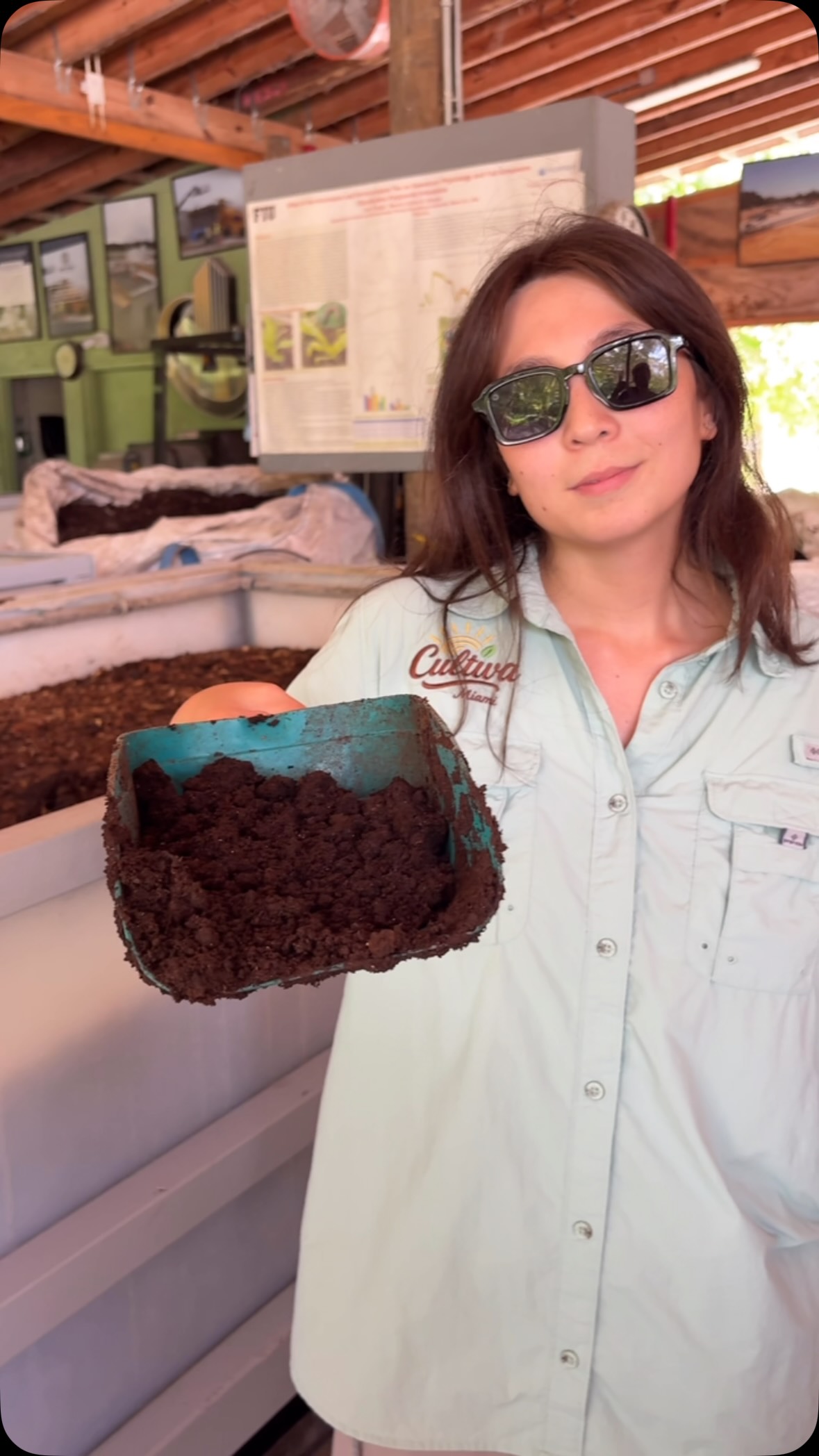 Fresh vermicompost, produced and packed at Lion Farms in the Redlands. Our worm castings are a biologically active soil amendment that supports nutrient cycling, microbial activity, and healthy soil.
Simple. Natural. Full of life.
🌱 Contact us for organic soil amendments.