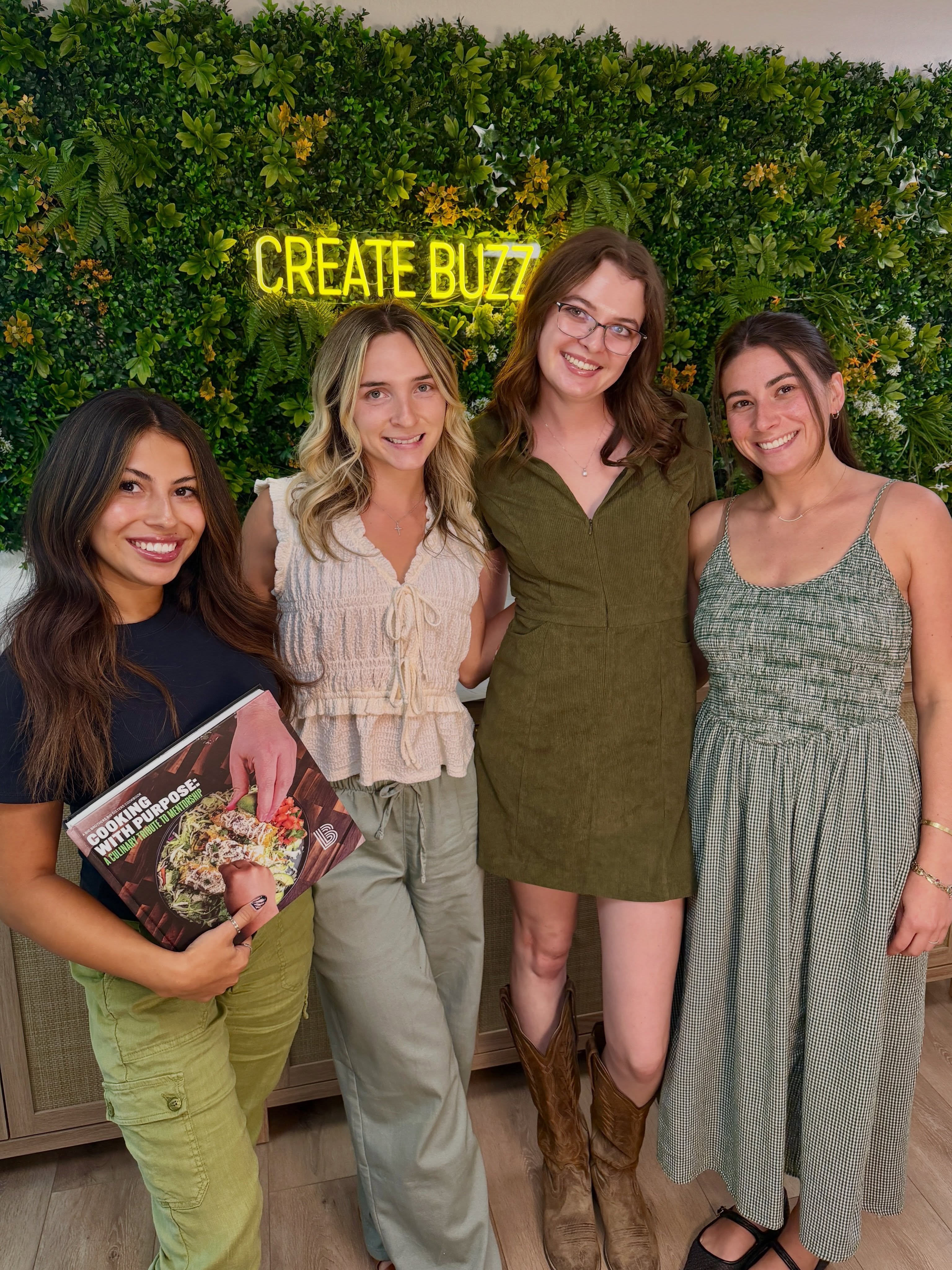 We’re wearing green for Big Brothers Big Sisters of Northern Nevada @bbbsnnev 💚
Getting all of us in the office at the same time for a full team photo? Nearly impossible 😂🐝 But we got as many as we could together to show our support!
Proud to wear green for BBBSNN and the incredible work they do for kids in our community 💚 #PTTG