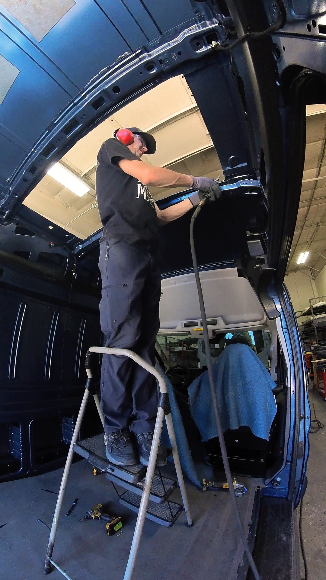 Cutting out pop top access in the roof!
970.699.6000 • coloradocampervan.com
#coloradocampervan #poptop
#vanconversions #vanbuilders #vanfam #vanlife