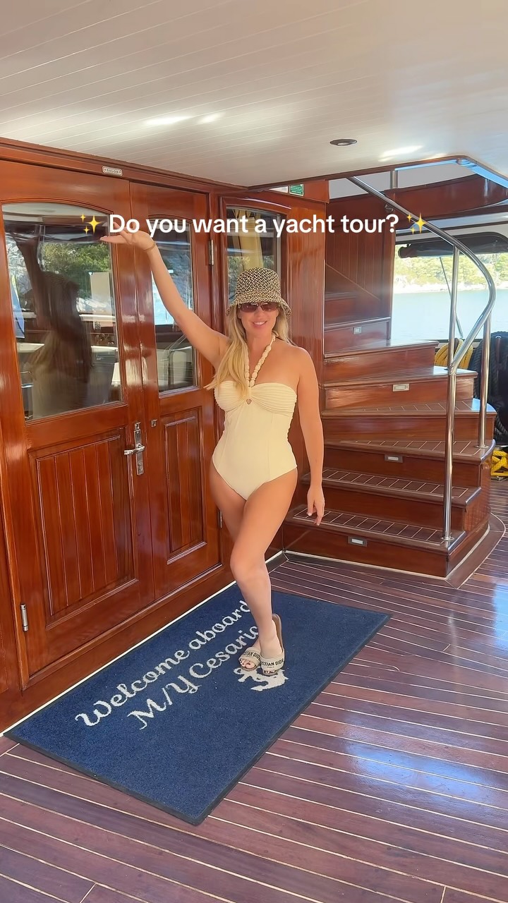 POV: Your home for the week is on the Adriatic Sea. ⛵️🇭🇷
Croatia gave us turquoise waters, hidden coves and unforgettable memories. Next, we’re trading sea views for mountain peaks. 🏔️
Join us in Switzerland, June 12–19. Your next adventure is calling. ✨link in bio!
#breatheandbendretreats #youdontwanttomissit