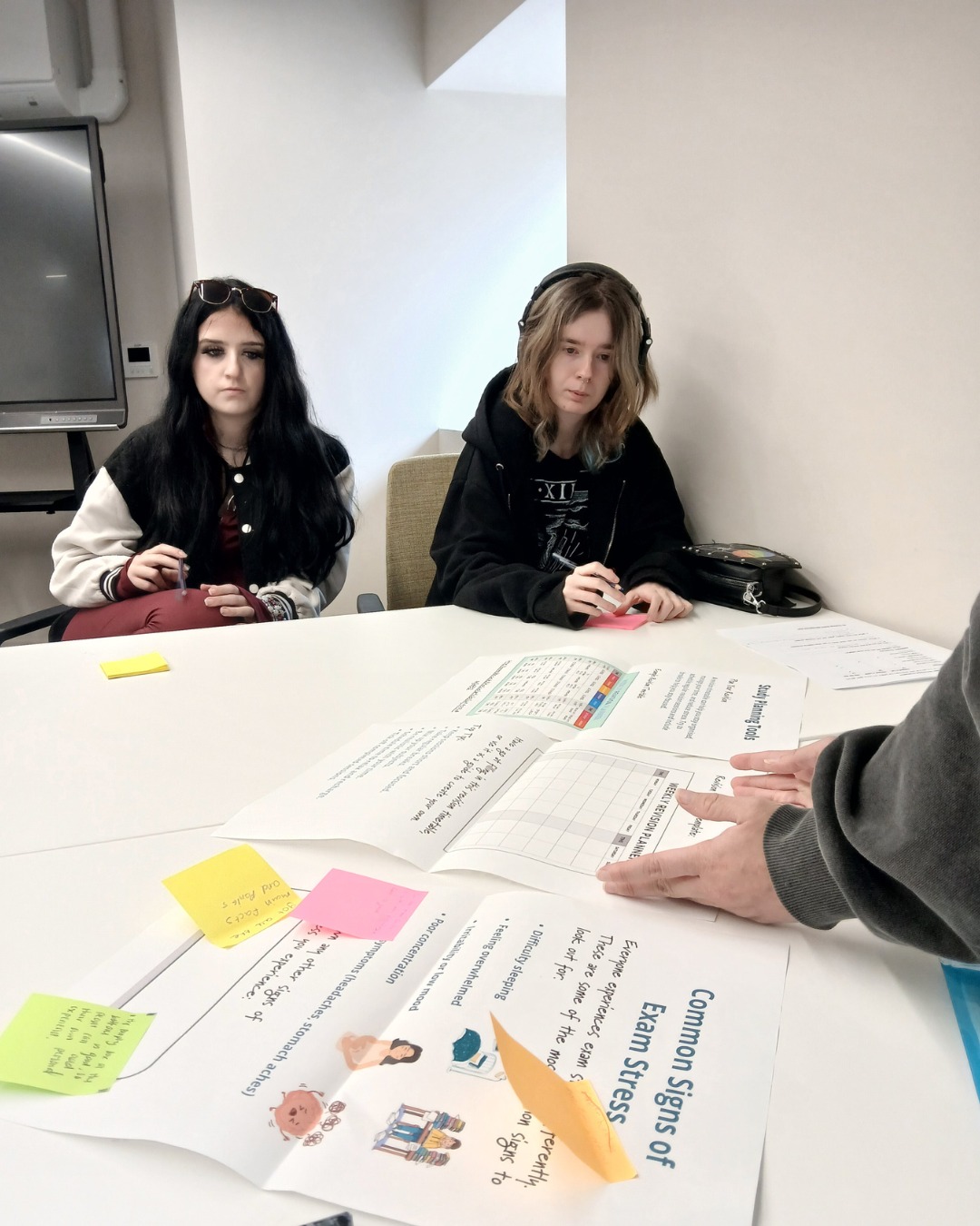 Last week, our On Track team ran personal development sessions in King's Lynn and Norwich! ✨
In King’s Lynn, the focus was on wellbeing and managing stress, with young people exploring practical ways to cope with stress and anxiety, learning about the physical effects of stress, and sharing feedback on a new exam stress toolkit currently being developed.
In Norwich, the group took on an escape room challenge, testing their teamwork and problem-solving skills.
Our On Track service helps young people move closer to education, employment, or volunteering. Link in our BIO to find out more about our support.