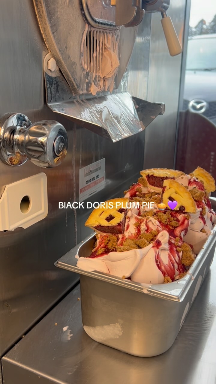 Make our newest gelato with me 🥧
#gelato #pie #sweettreat #icecream