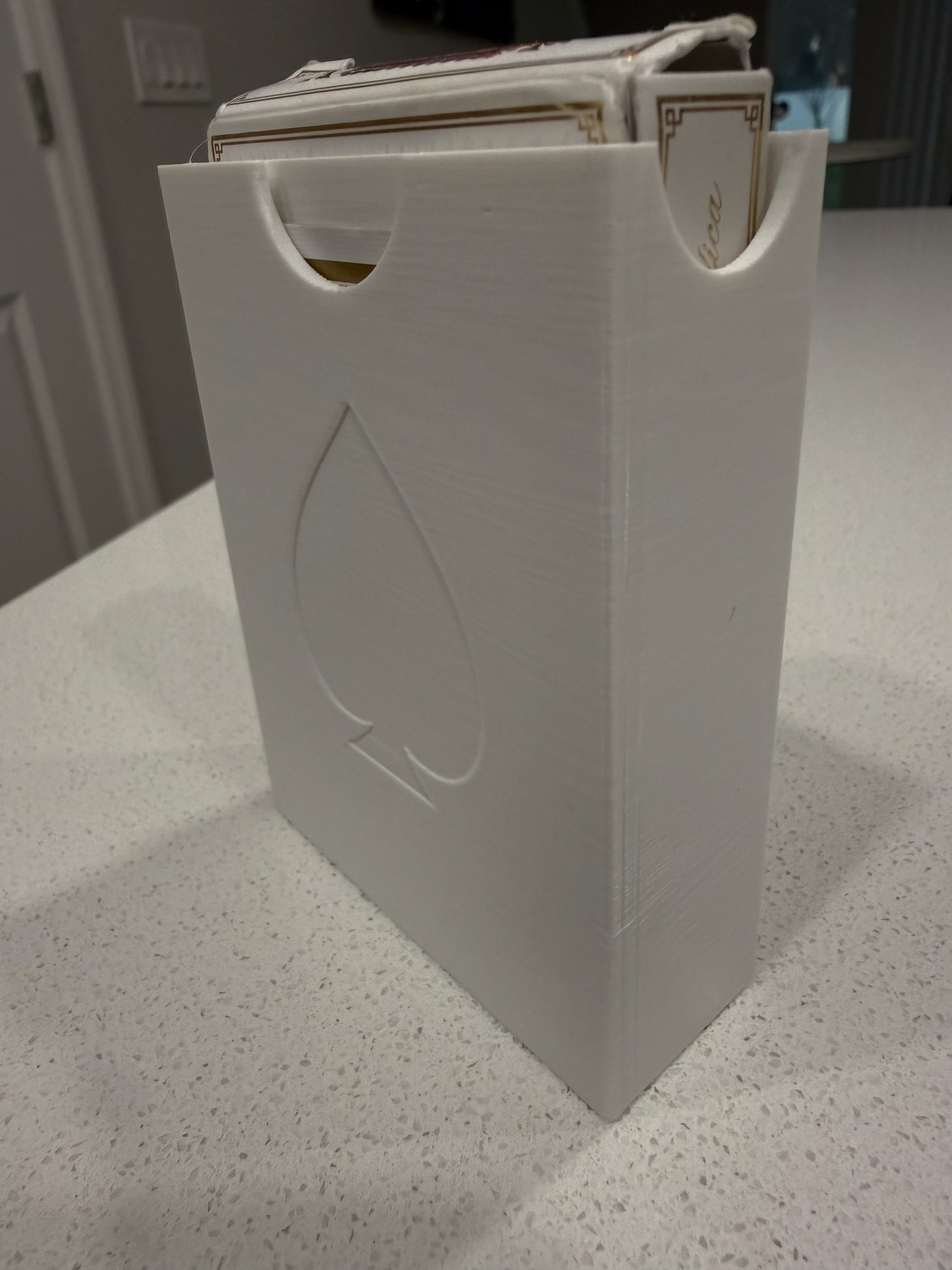This is my latest creation for Magicians. A newly designed card clip with a special compartment for extra cards. This can be used to store cards or can even be used in a set for a card to clip routine. If you’re interested in one, let me know. DM me. @jetsettercards #magic #magician