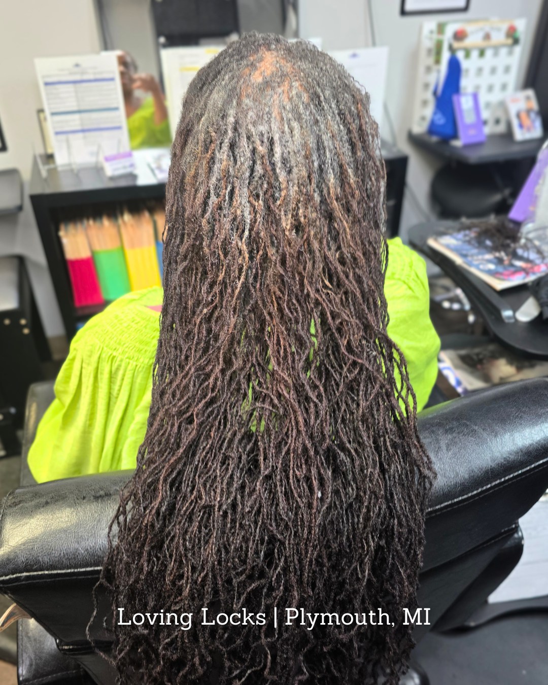 This retightening was definitely a team effort! ✨
Our client transferred to Loving Locks and booked her retightening with our mentees. With 8 months of new growth to work through, this appointment took 16 hours, two mentees, and guidance from Janelle to bring everything together.
And look at those refreshed locs! 👏🏾✨ She made time for herself and her loc care—and we love seeing her walk out feeling good about her locs. 😌💃🏾
Ready for your next retightening? Let Loving Locks take care of your locs. 🤎 Schedule your appointment and give your locs the care they deserve.
📍 Loving Locks | Plymouth, MI
#Sisterlocks #SisterlocksRetightening #LocCare #LocMaintenance #HealthyLocs #LocJourney #PlymouthMI