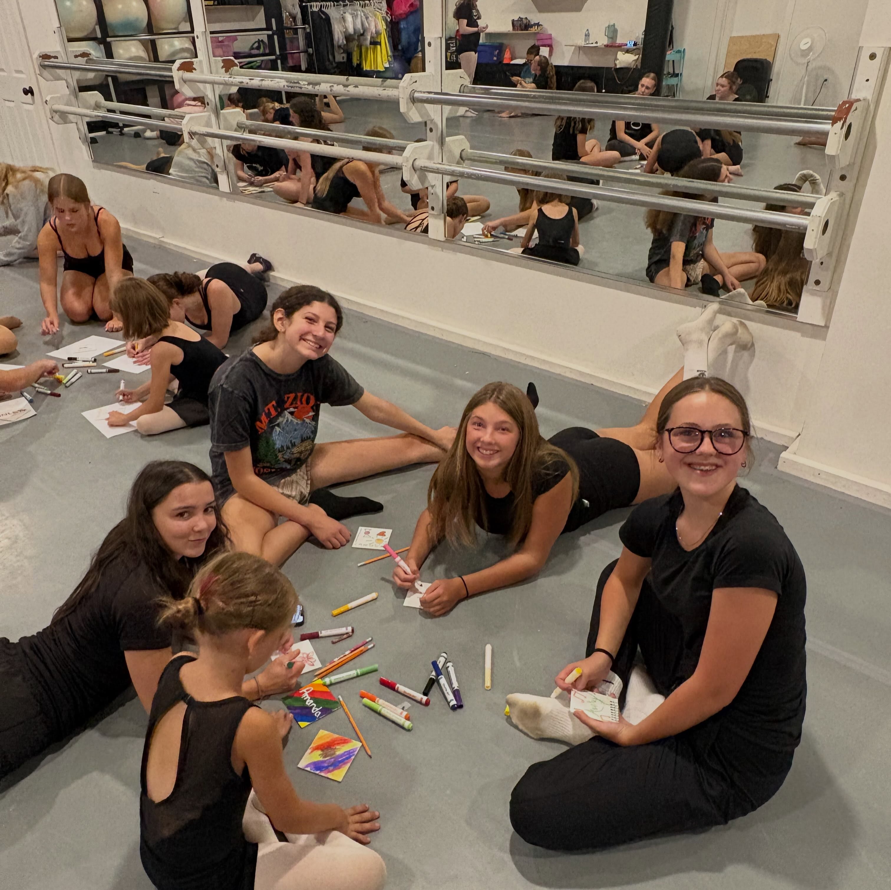 ✨ First Team Workshop of the new season! ✨
Back in the studio, back together, and ready for another amazing year! 🩰🤍 So excited to see what this team accomplishes this season. Let’s make it our best one yet! 💫