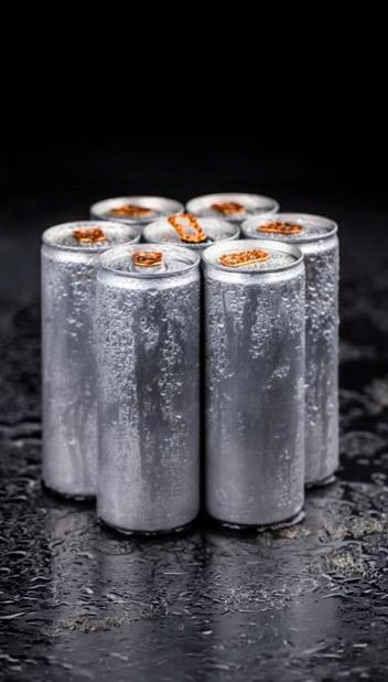 BLOG: Bebidas Energizantes: La Verdad Sobre Su Impacto en Tu Salud (Y Alternativas Naturales).
Lee el artículo completo en www.cristinaarribas.com/blog