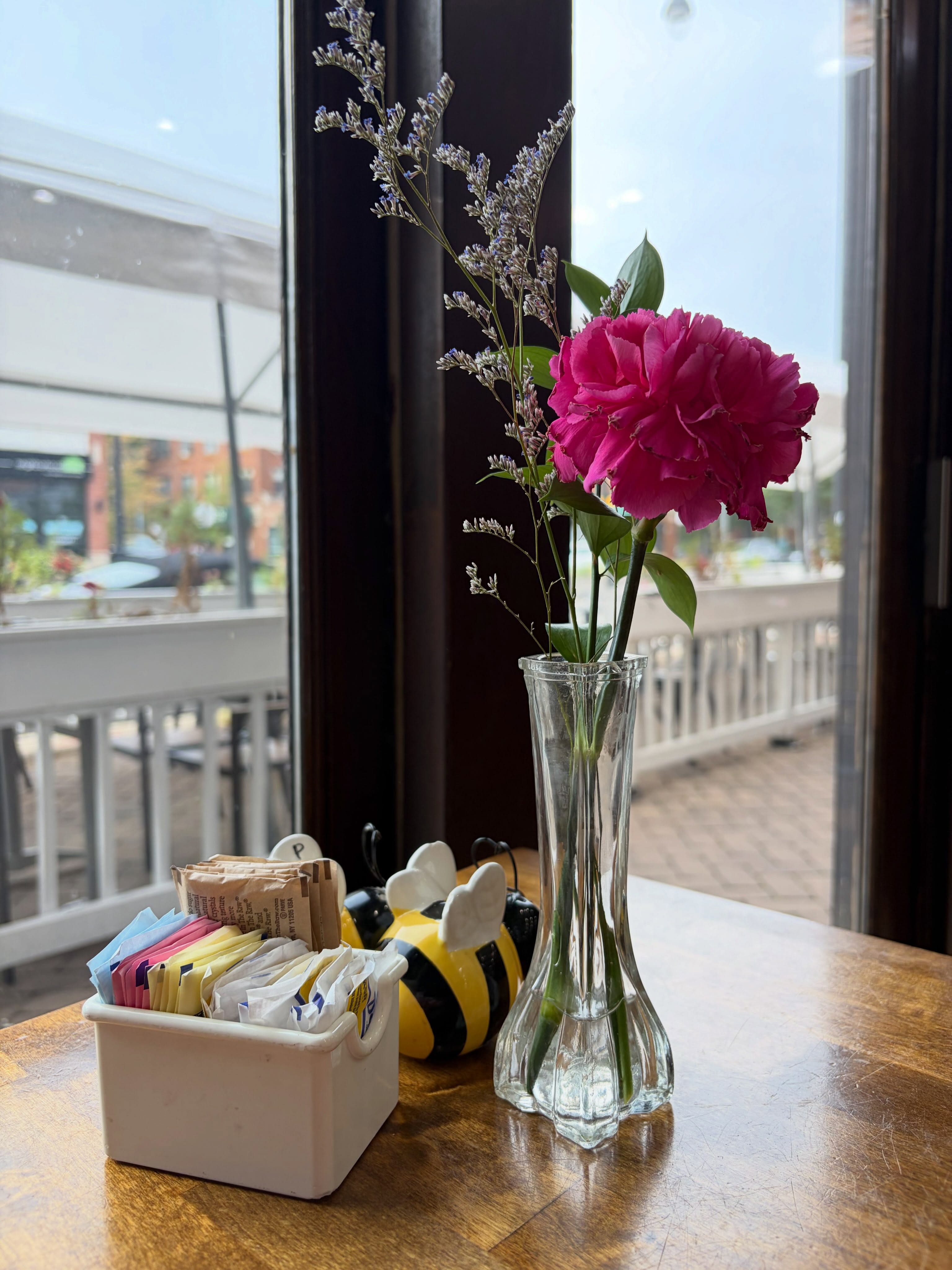 You can visit us at any of our 10 locations! We can’t wait to see you!! ✨
#chicago #fall #patio #breakfast #fypシ