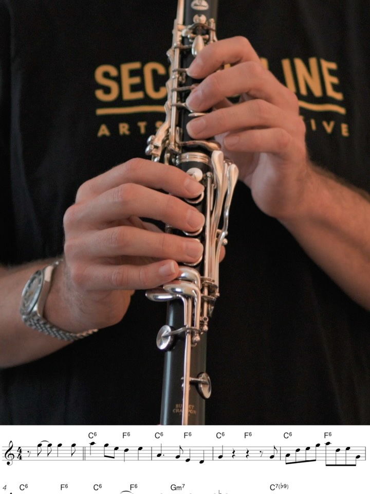 The answers are in the transcriptions! Check out the full solo on my website. Sonny Rollins- Wonderful! Wonderful!
⭐️Join my Improvisation 101 Course⭐️
www.jazzclarinetacademy.com
#clarinet #saxophone #music #band #jazz @legerereeds @silversteinworks