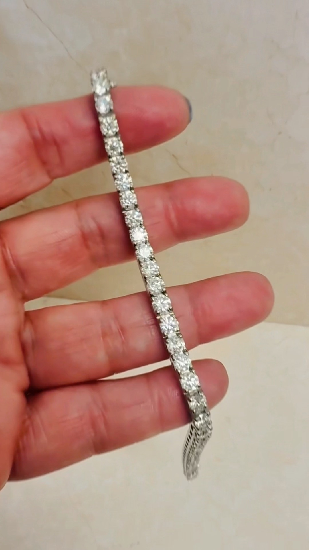 Ooh la la, I’m the vibe, I’m the show… and this tennis bracelet definitely knows how to steal the spotlight! Featuring 13 carats of diamonds, it brings plenty of sparkle to your wrist. Because sometimes your jewelry deserves to be the show. Stop in and try it on.