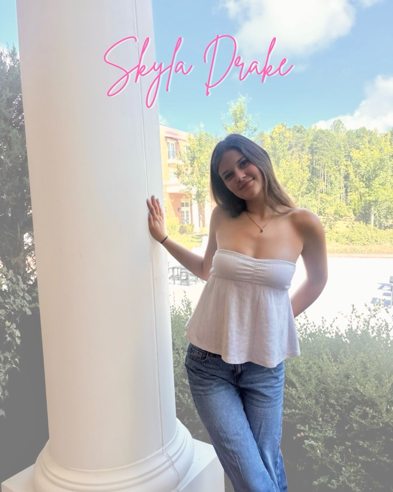 Meet another one of our perfect Siglets, Skyla! 💌☺️
Skyla is from the Outer Banks, North Carolina, and is majoring in Math Education! She sings Sop 2/ Mezzo in the group and brings such a bright, supportive energy to every rehearsal, Sigs is so lucky to have her voice in the mix. 💗
We asked Skyla what’s her favorite part about Sigs so far:
“My favorite part about Sigs is the connections I’ve already made so early on. I have loved getting to know everyone more and the fun random hangouts we have. It is so fun to spot someone from a cappella on campus and know those are my people.”
Skyla, we are overjoyed you’re part of this family, we can’t wait to see all the joy and talent you bring to Sigs. Here’s to the endless laughs and memories ahead. We love you so much, welcome! 💕💋