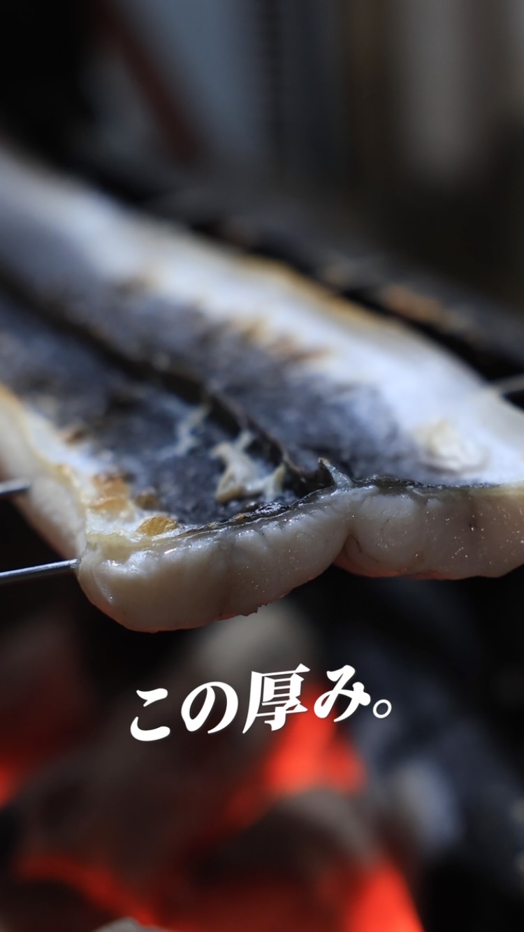 この厚み、伝わりますか?
当店では、厳選された国産うなぎの中でも「特に肉厚で大ぶりなもの」を贅沢に使用しています。
紀州備長炭で香ばしく焼き上げた、外はパリッと、中はふっくらジューシーな至福の味わい。
肉厚ならではの贅沢な旨みを、ぜひKIKOUでご堪能ください🥢
▼ご購入はこちら
@unagi.kikou
#KIKOU #炭火焼き #うなぎ #お取り寄せグルメ #贅沢ごはん