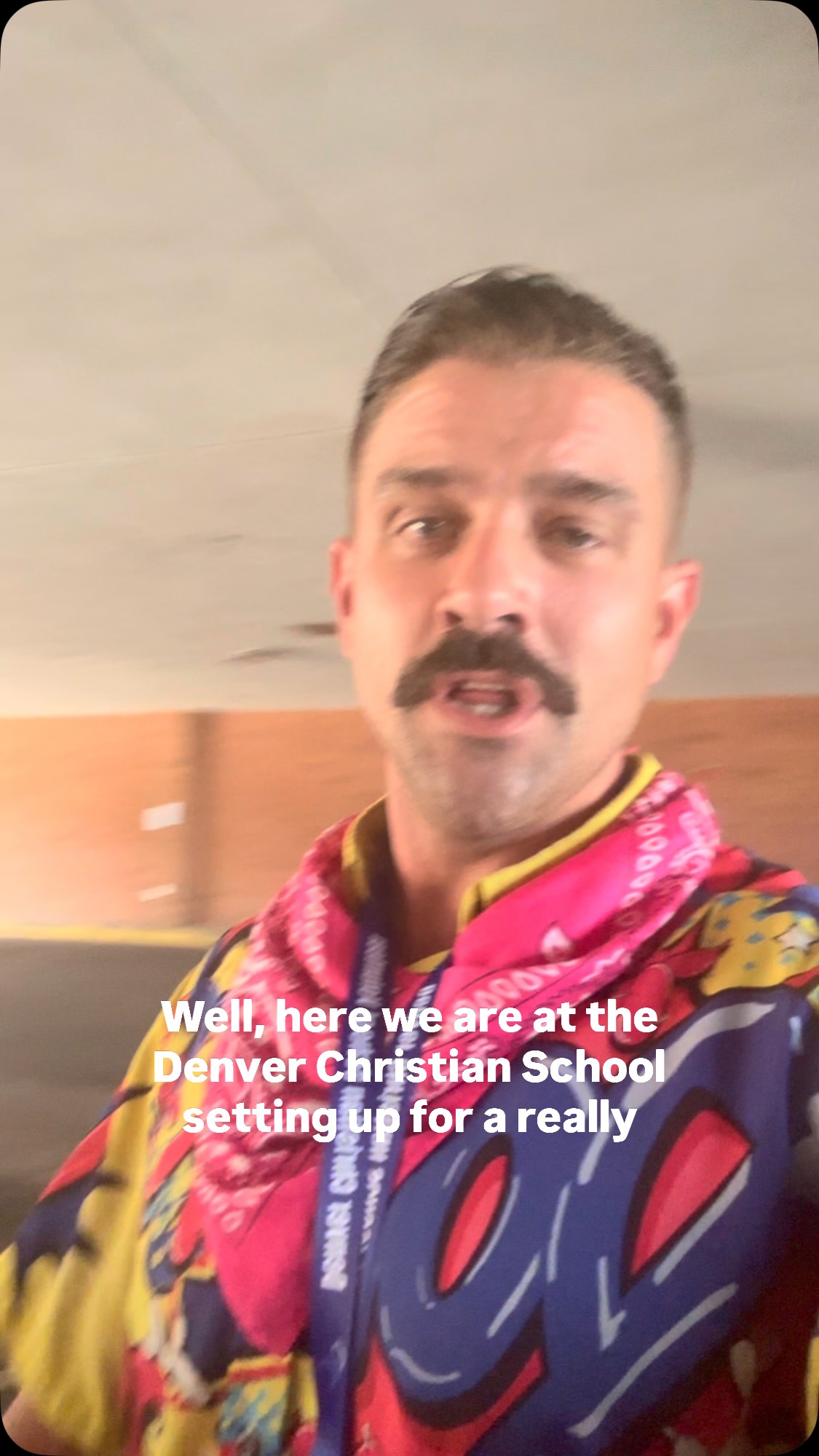 I love events with big inflatables because the inflatables are really just balloons. Giant fun balloon balloons with a specific purpose! @denverchristian #denverballoonguy #fallfestival