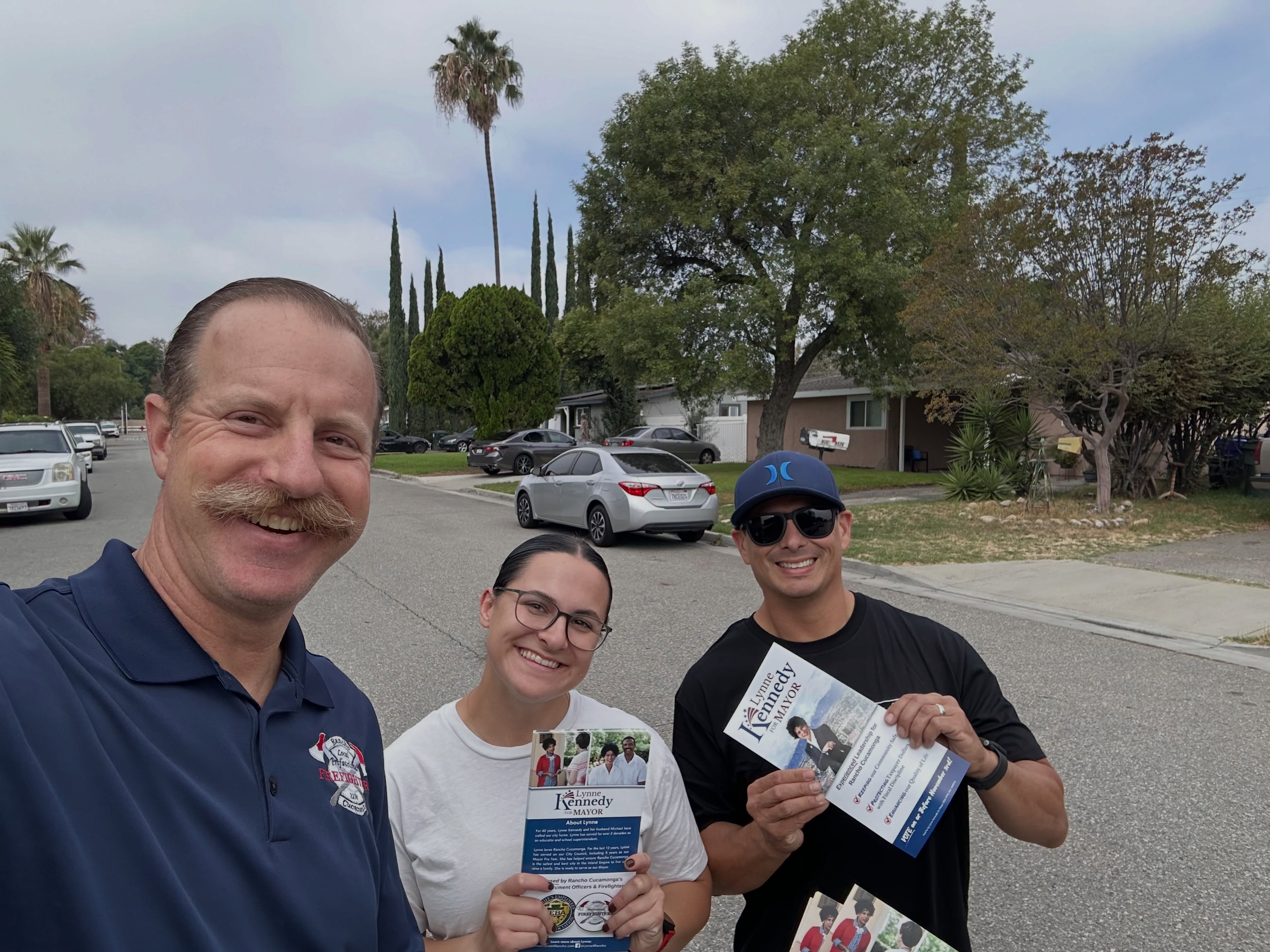 Local 2274 was out in the community yesterday walking in support of Lynne Kennedy for Mayor of Rancho Cucamonga.
Proud to stay engaged in our community and support those who serve Rancho Cucamonga.