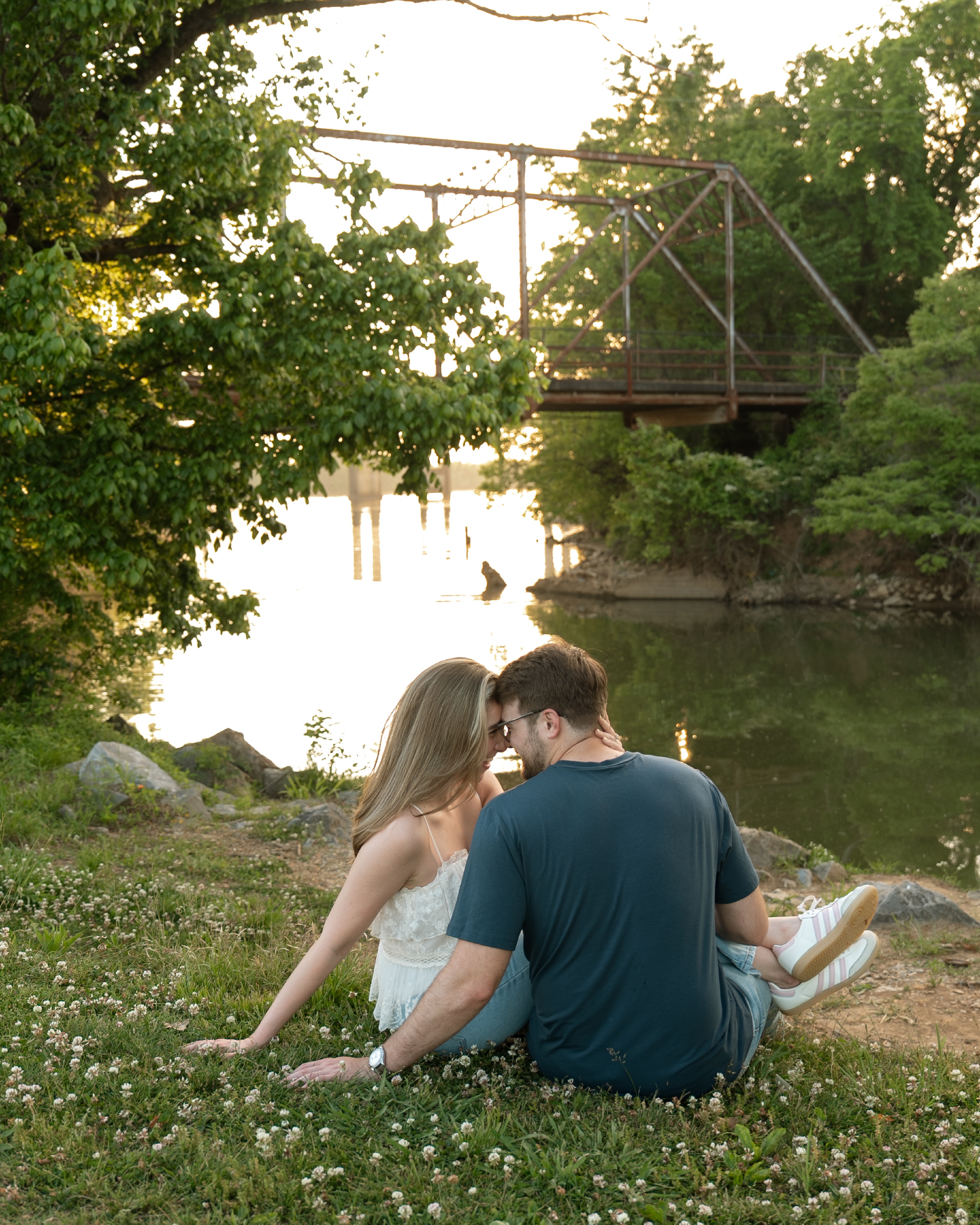 Trading out for a different set of mountains this weekend for Krista and Tanner’s elopement in Colorado ⛰️💍!!
Throw back to their engagement photos from this past spring!