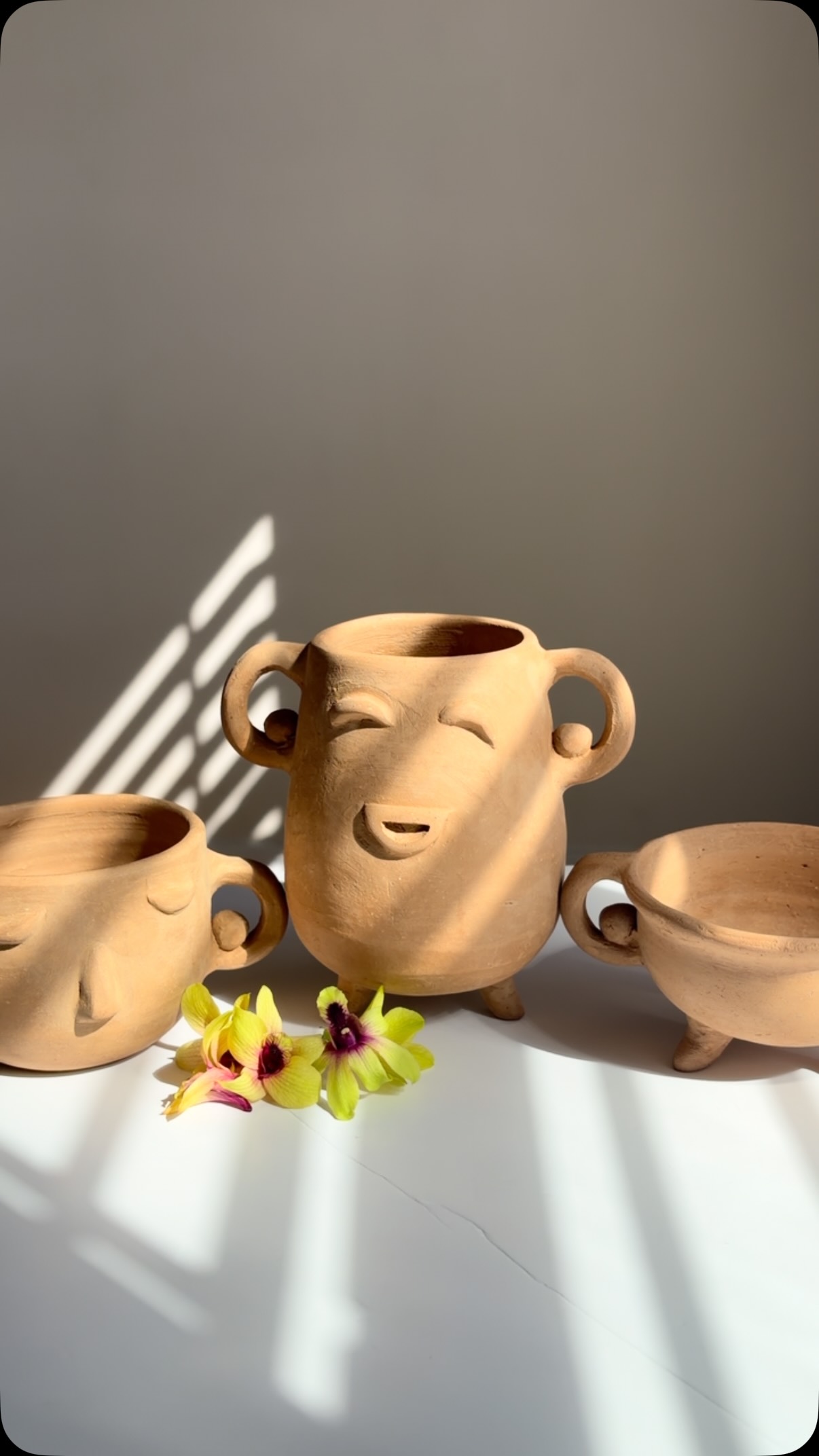 The Journey Collection designed in Canada 🇨🇦, made by Guatemalan 🇬🇹 artisans. Discover the Unique pottery collection✨Link in bio. 🔗
—
The Journey Collection diseñado en Canada 🇨🇦, hecho por artesanos Guatemaltecos🇬🇹. Descubre la colección limitada ✨Enlace en el bio. 🔗
.
.
.
.
#handmade #pottery
#homedecor #fyp #reel