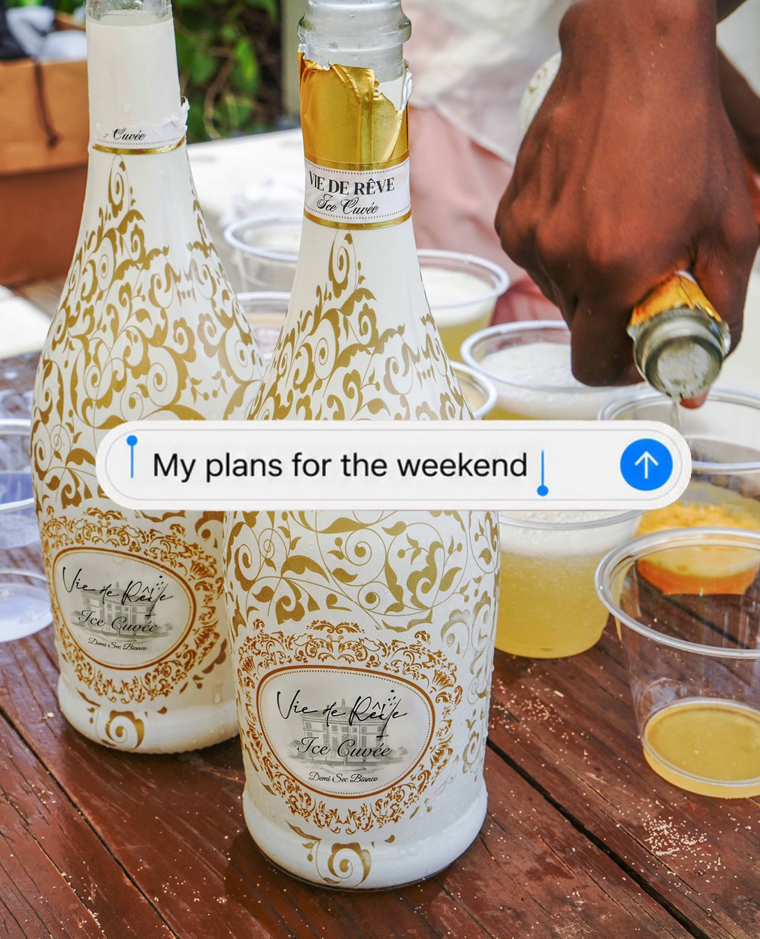 Weekend plans confirmed🥂
See you wherever the Vie de Rêve is pouring.