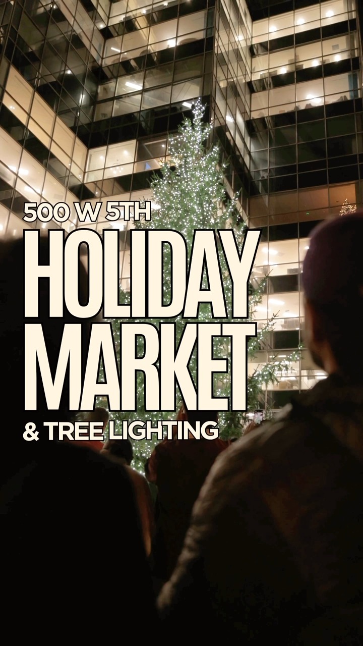 SAVE THE DATE 🎄The second annual Holiday Market and Tree Lighting is BACK on November 21st from 12pm to 7pm. Featuring:
Vendors (too many to list here, visit our website to view)
Live Music (@marthabassettshow )
S'mores Area
Food / Bevs (@downtowngrillews, @foothillsbrewing + food trucks)
Kids' Area (@kaleideum)
Raffles
and a 30ft Tree Lighting!
🤸♀️FREE and open to the public. Visit the website or our Facebook event page to learn more and view the schedule! Links are in our bio!
https://www.500w5th.com/holidaymarket
https://www.facebook.com/events/2302853126923205
