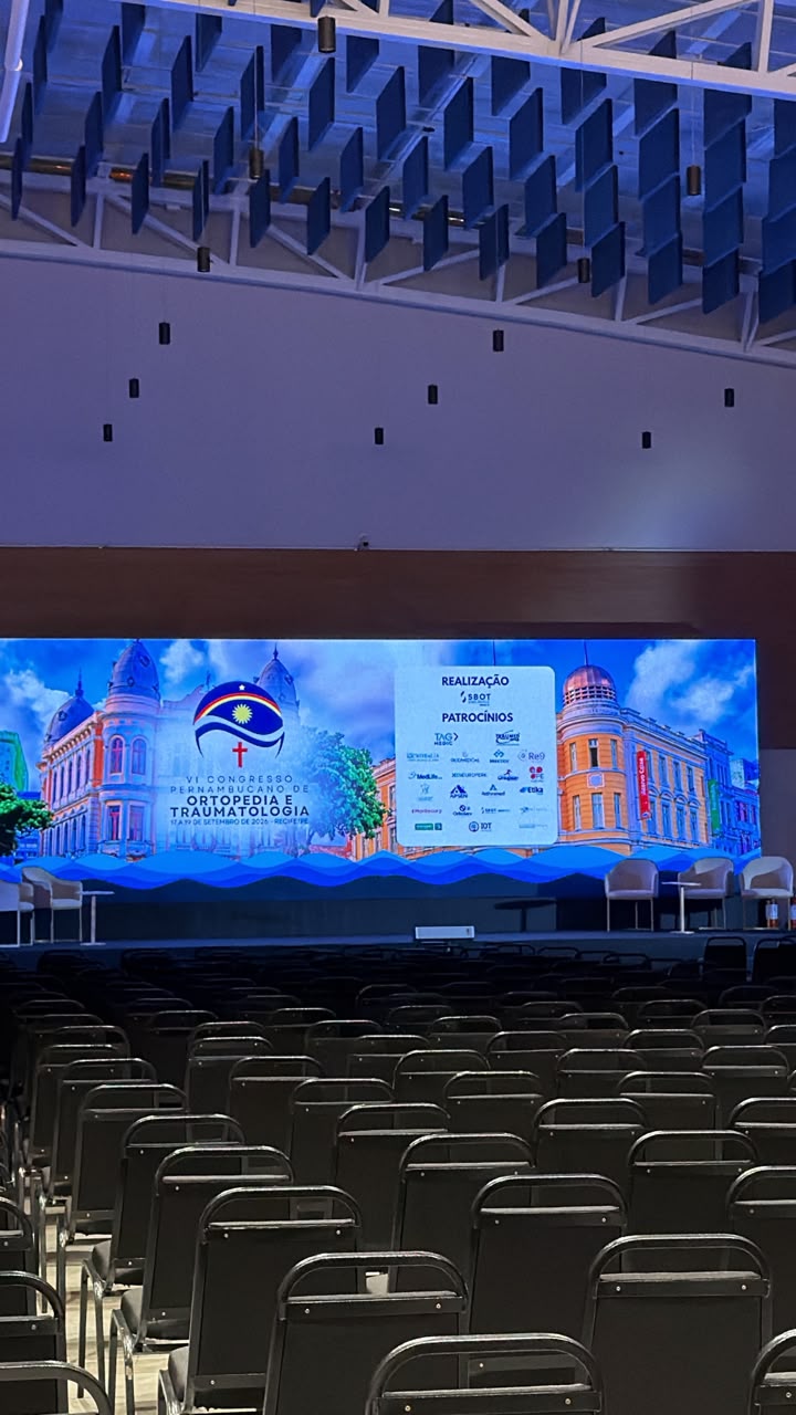 Compartilhar conhecimento e seguir aprendendo! 🤝
No Congresso Pernambucano de Ortopedia, tive a oportunidade de conversar com colegas sobre o uso de produtos ortobiológicos no tratamento da coluna, um tema que vem despertando cada vez mais interesse.
Uma troca sobre novas possibilidades de tratamentos menos invasivos, sempre considerando a indicação e as necessidades de cada paciente.
É muito bom fazer parte dessa conversa e levar novos aprendizados para a prática!
#DrCezar #Ortobiológicos #SaúdeDaColuna #Ortopedia