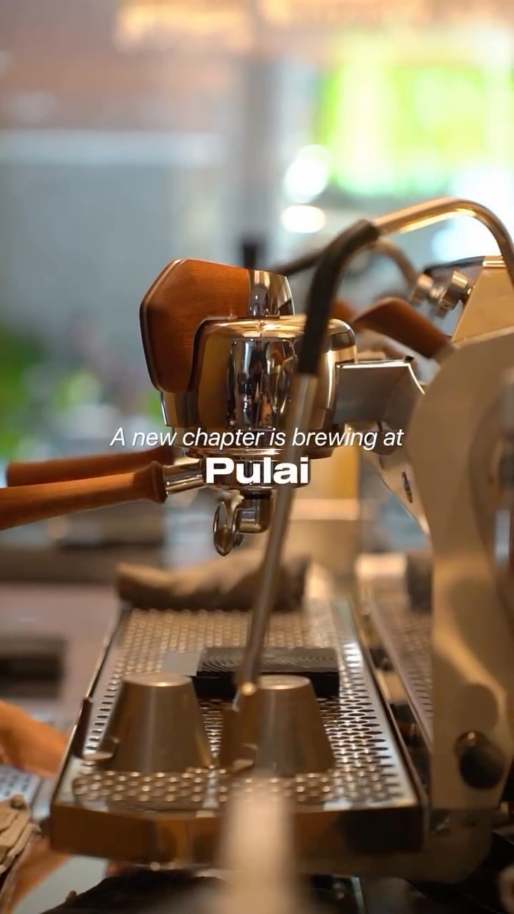Great coffee is about more than the machine. It’s about the people, the choices, and the craft behind every cup.
Proud to bring the Slayer Steam LP home to Pulai, elevating the daily coffee ritual through thoughtful equipment and great coffee.
#KeisiIndonesia #SlayerSteamLP #CoffeeEquipment #SpecialtyCoffee #CoffeeCulture