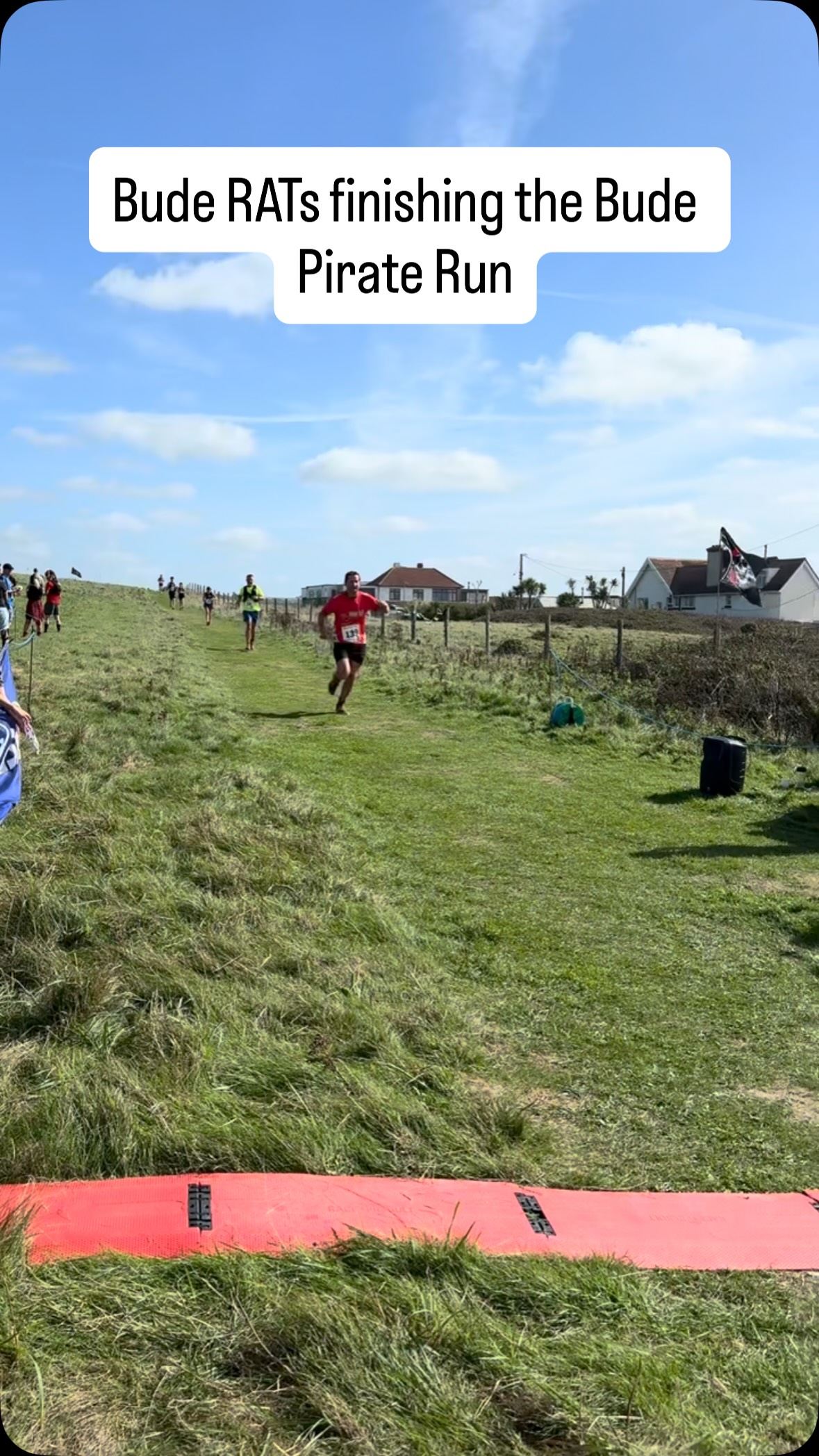 Top running yesterday at the @budepiraterun @buderats 🏴☠️🌊❤️
The results are now live on our website!
#budepiraterun #buderats #raceresults #cornwallmtrs #bude