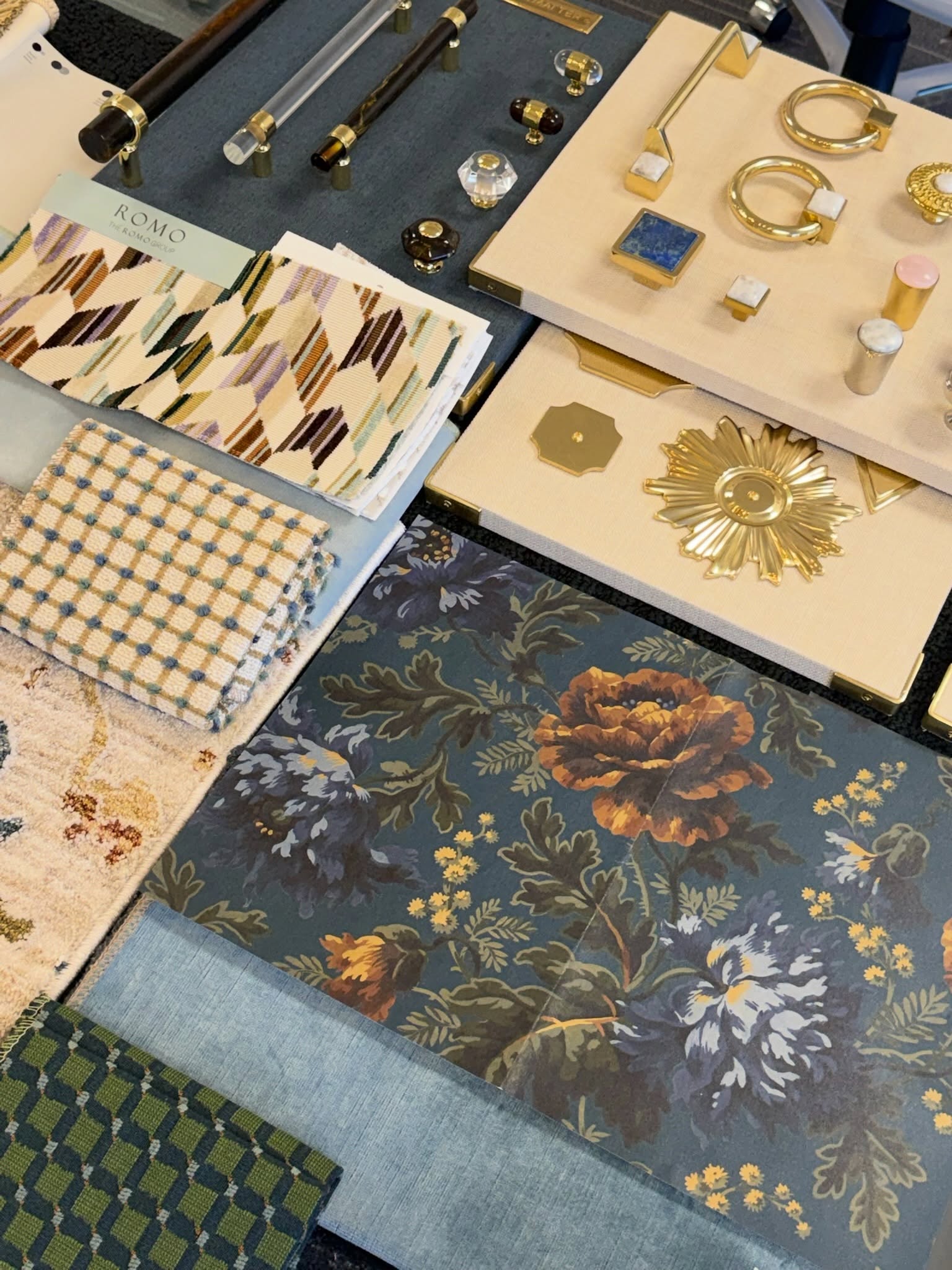 Just a little sneak peek of something beautiful we’re scheming up for a special client of ours… More soon. ✨