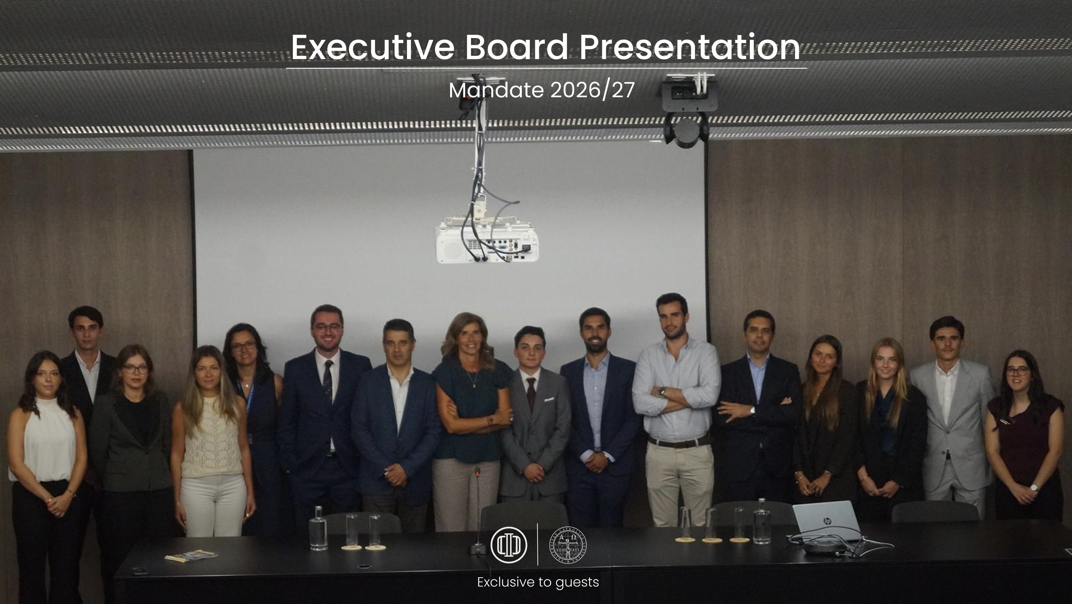 On September 2nd, the Católica Investment Club Executive Board for the 2026/2027 mandate was officially presented.
The new Executive Board takes on this responsibility with a strong sense of commitment, responsibility, and ambition, ready to build on the Club’s work and contribute to its continued growth and development.
A sincere thank you to all the distinguished guests and members present who joined this important occasion. A special word of appreciation goes to the Vice-Rector, Isabel Braga da Cruz, for her presence and support, as well as to Aldeia de Cima for contributing to the event and making the occasion even more special.
A new chapter begins, with new challenges, opportunities, and ambitions ahead.
Católica Porto Investment Club
Your Future. Your choice.