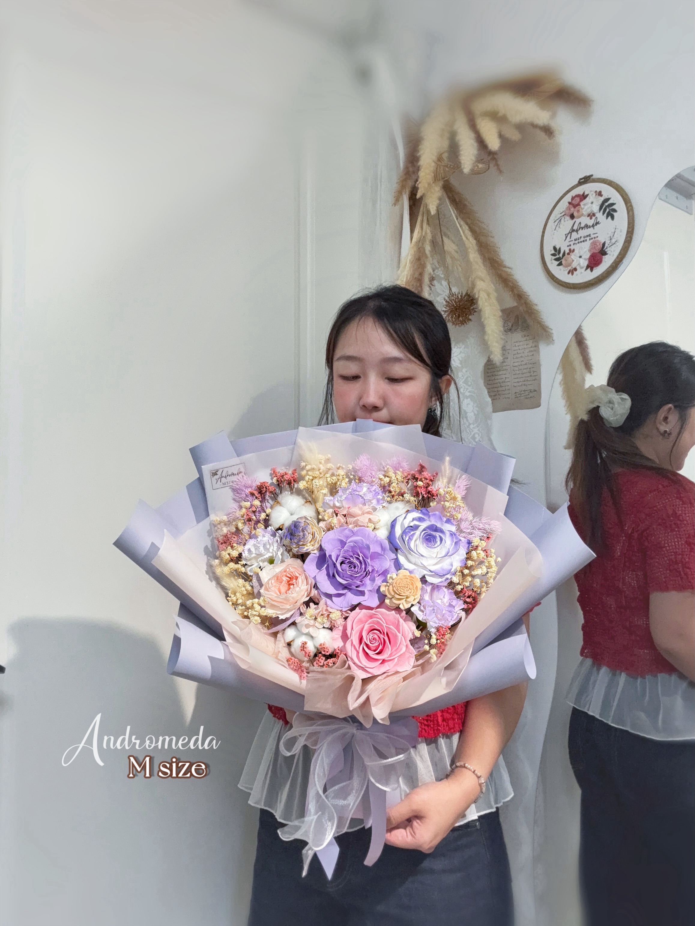 M size -Rapunzel 💜NEW 🌷💐粉紫櫻花色玫瑰
三色永生