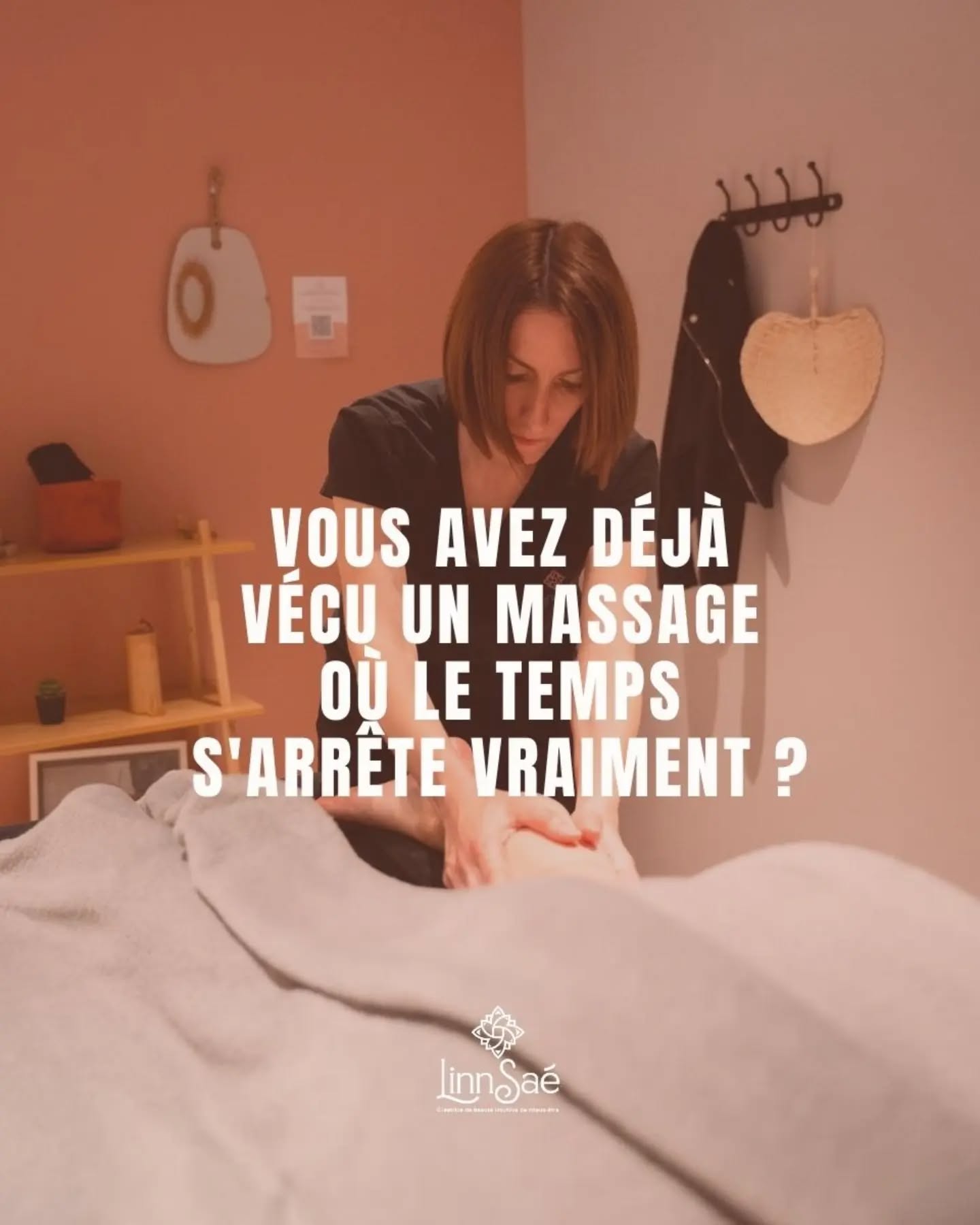VOUS AVEZ DÉJÀ VÉCU UN MASSAGE OÙ LE TEMPS S'ARRÊTE VRAIMENT ?
La plupart des femmes repondent non, et ce n'est pas leur faute. Un corps ne lache pas sur commande car trois détails changent tout :
👉 Le rythme
👉 Le silence
👉 Des mains qui suivent votre corps sans forcer
Et si vous vous offriez une heure où vous n'avez rien à gérer, à penser... juste pour laisser porter. Ça te dis ??
Click sur lien en bio ou contact moi en MP.
.massagevendée .lâcher-prise .massagecrânien .saintmathurin .lesachards
-----------
📍Institut de beauté à Saint-Mathurin, à deux pas des Sables-d'Olonne et des Achards.
Spécialisée dans les massages intuitifs, les soins du visage bio et la beauté holistique, je vous accompagne pour prendre soin de vous naturellement et vous offrir une véritable parenthèse de bien-être.