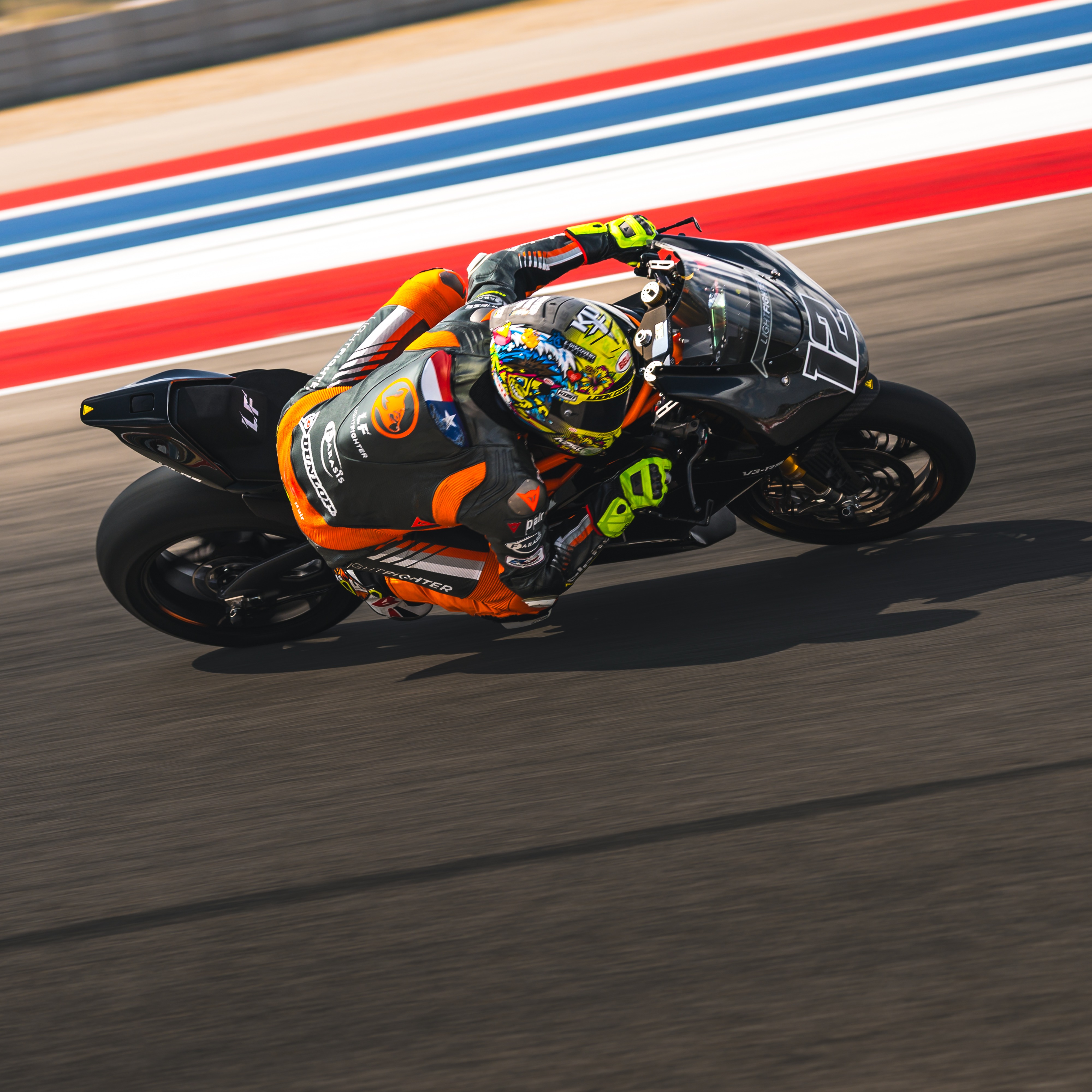 35 riders got a chance to hustle the Lightfighter around a hot and humid Circuit of the Americas track last week logging nearly 200 laps of the iconic circuit. It was amazing to see 6 of our RS and RH models circulating with a huge range of rider skillsets from trackday novices to MotoAmerica Racers to World Superbike Pros! Everyone appreciated the handling of the bike through the quick transitions in the Esses as well as the stability on the brakes. Our Rider Support System (RSS) allowed riders to study their data and improve session to session. We are so grateful to OrangeCat Racing for allowing us to be a part of this 2 day private track day. If this looks like fun, send us an email and let's get you booked for our next on-track adventure!
Awesome on track photos by: @bendalltherules