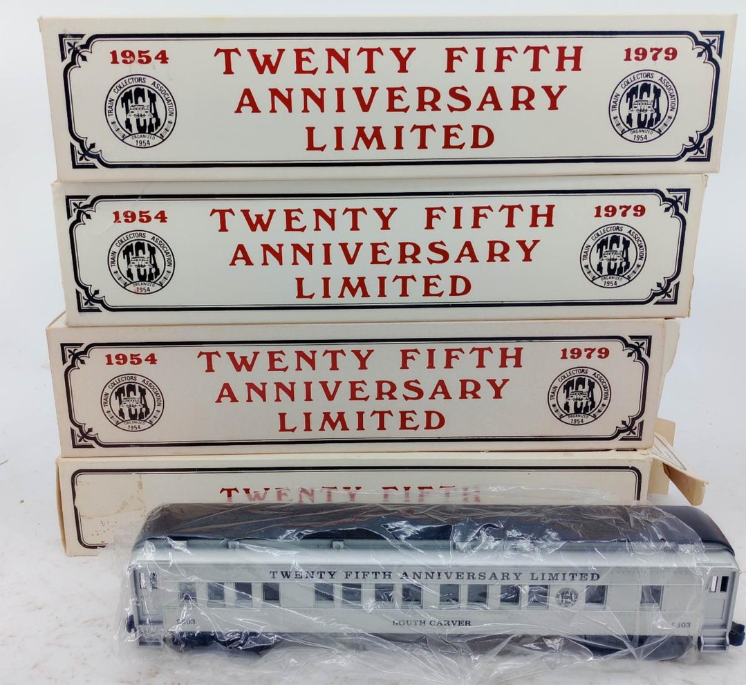 Bid Now on the Web or App. Lots Begin Closing Wednesday September 23rd at 5pm EST. Mixed Trains - O Ga, HO, S Ga, and More! #cabinfeverauctions Auction Co. #AY002122